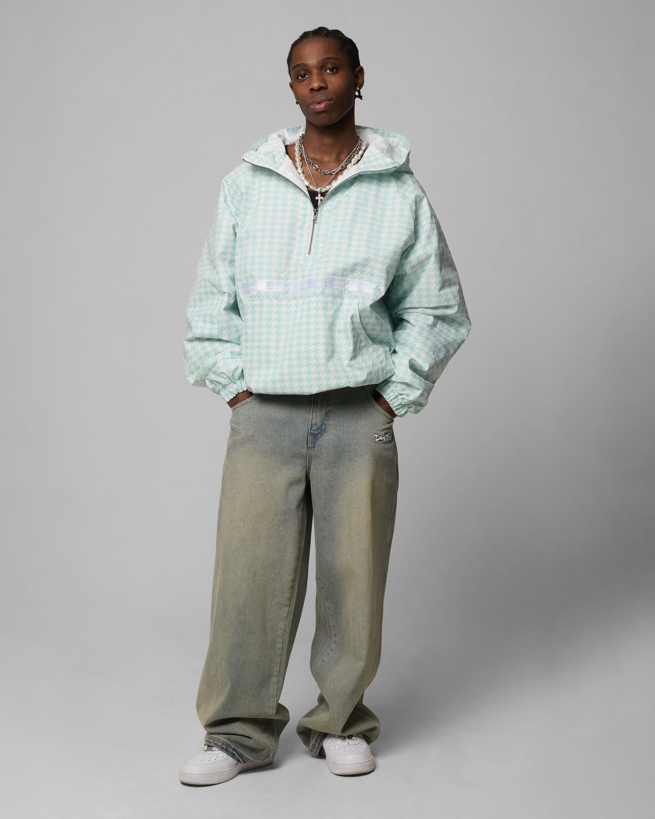 {product_title} - {shop_name}