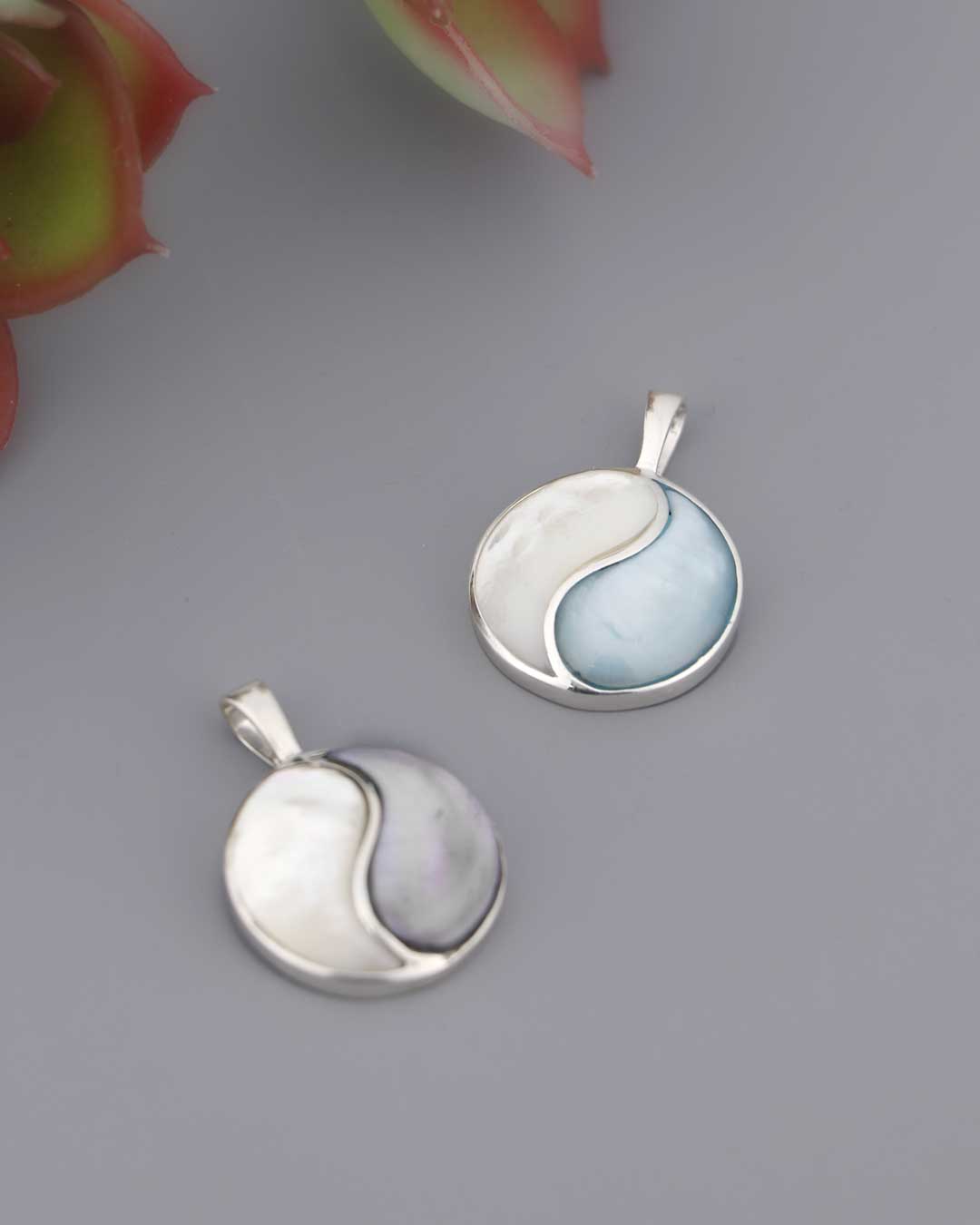 Sterling Silver Mother of Pearl Yin Yang Pendant、mySite、topwebapps
