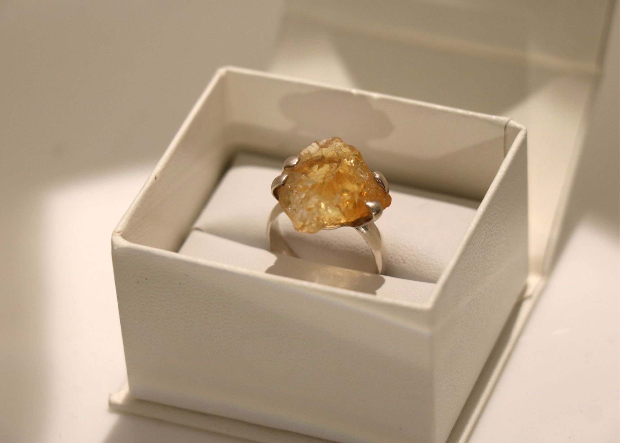 Raw Citrine Gemstone Ring (Sterling Silver)、mySite、topwebapps