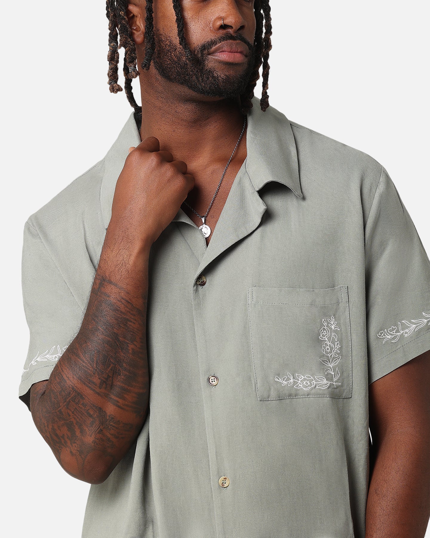 {product_title} - {shop_name}