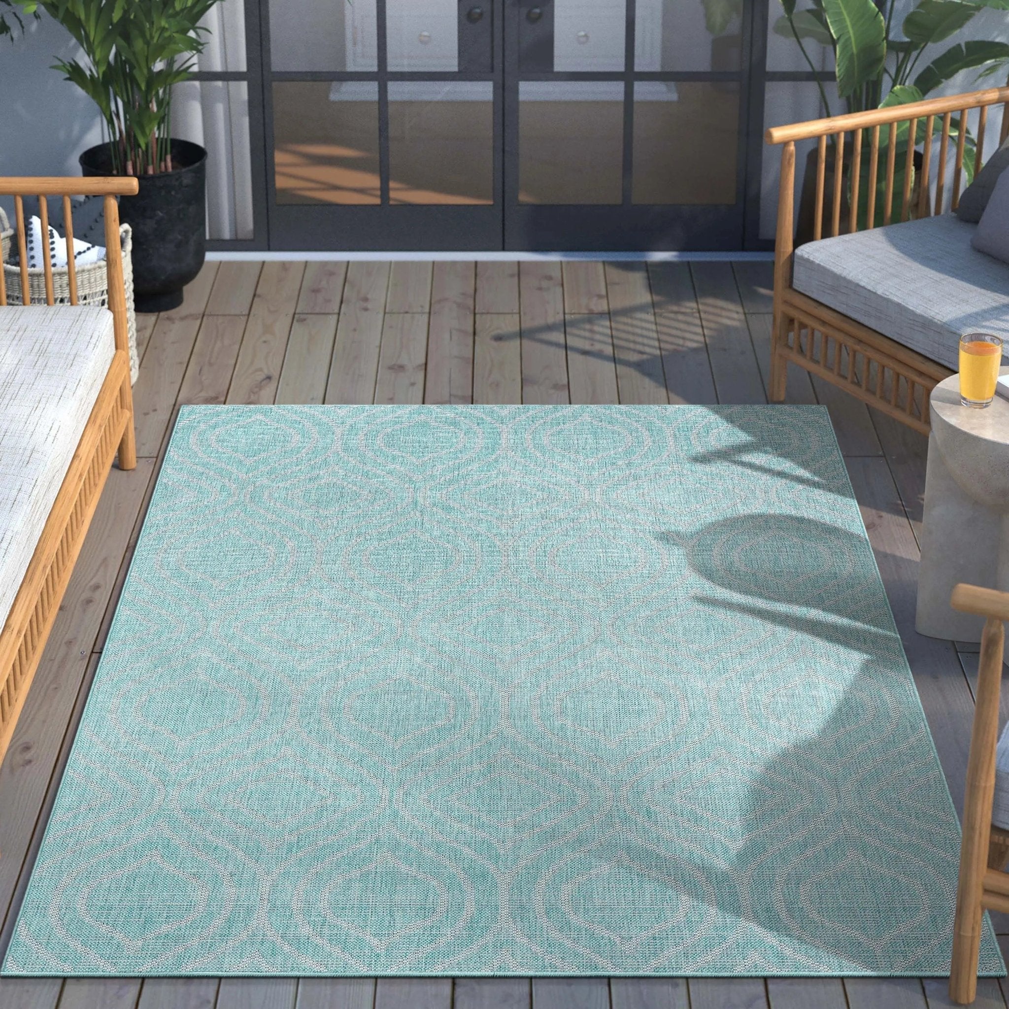 Ludo Lattice Trellis Indoor/Outdoor Blue Textured Rug、mySite、gigharbornorthrealestate