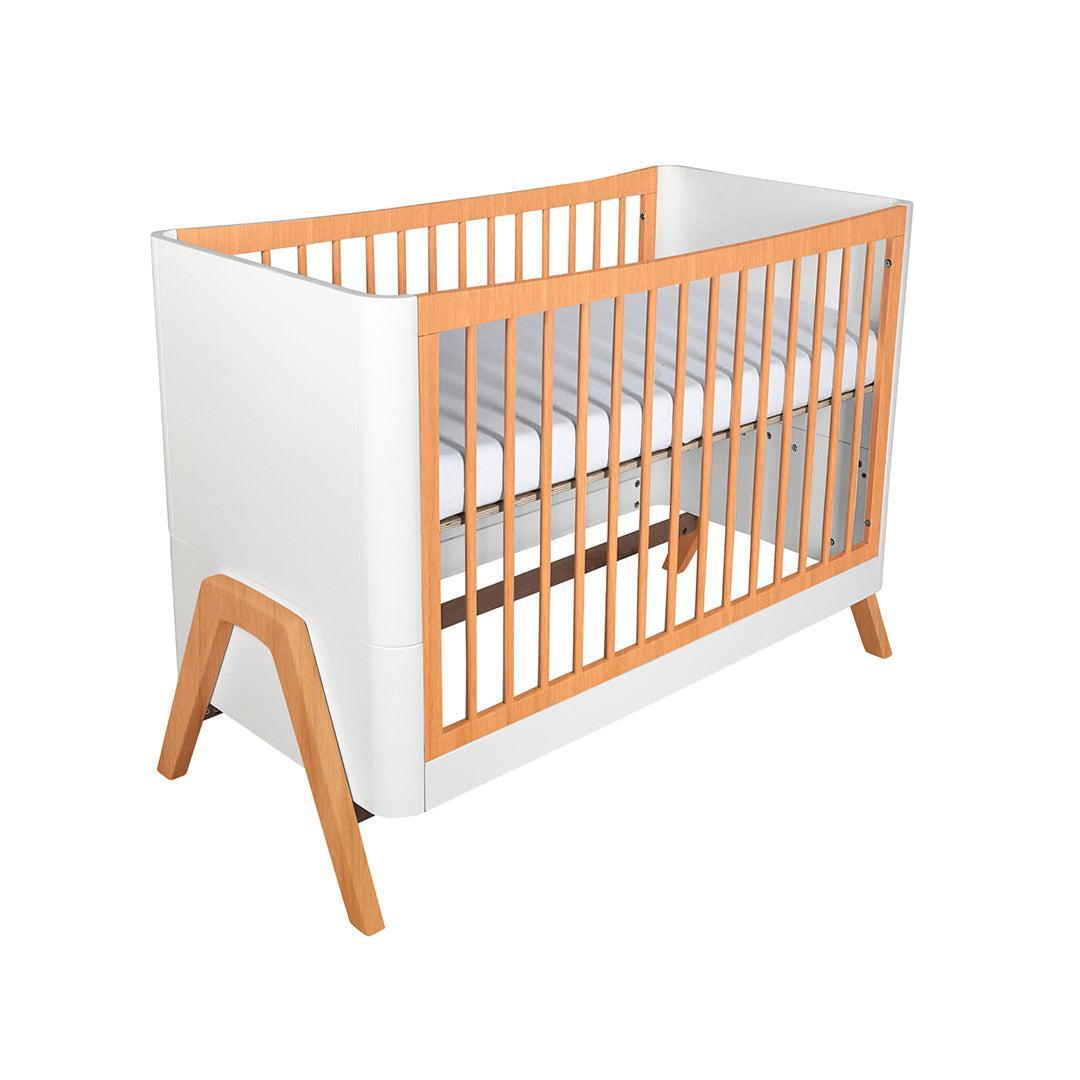  Gaia Baby Hera Cot Bed 'Studio Edit' - White / Oak、mySite、merchandisen