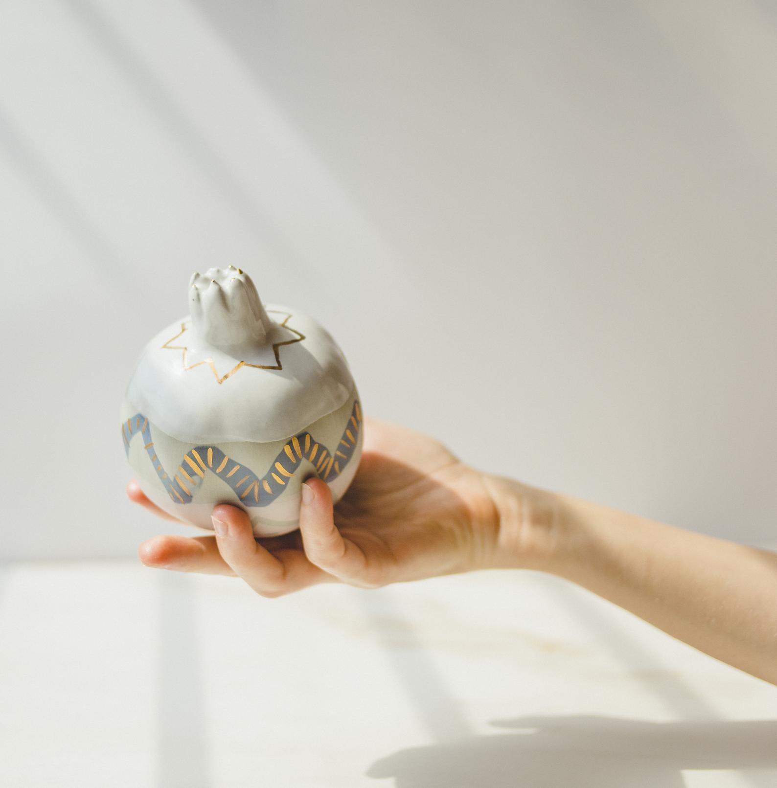 Wavy Blue Pomegranate Sculpture by SIND Studio、mySite、topwebapps