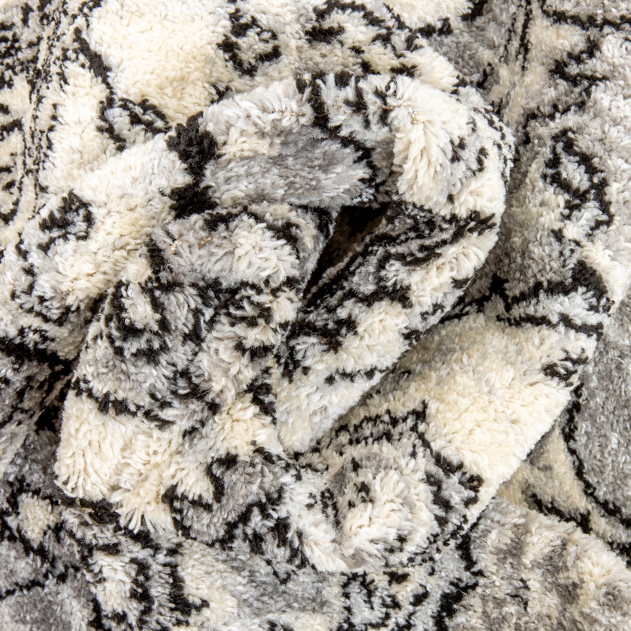 Arctic Bloom Medallion Oriental Ivory Grey High-Low Rug、mySite、gigharbornorthrealestate