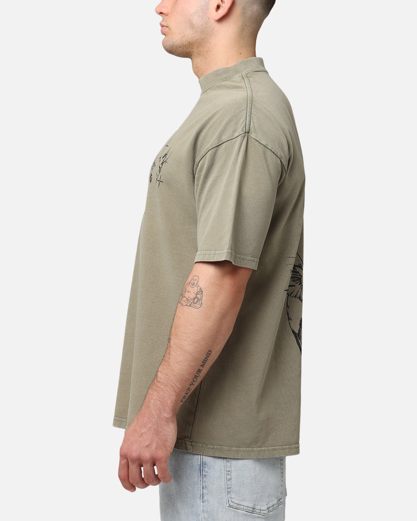 {product_title} - {shop_name}