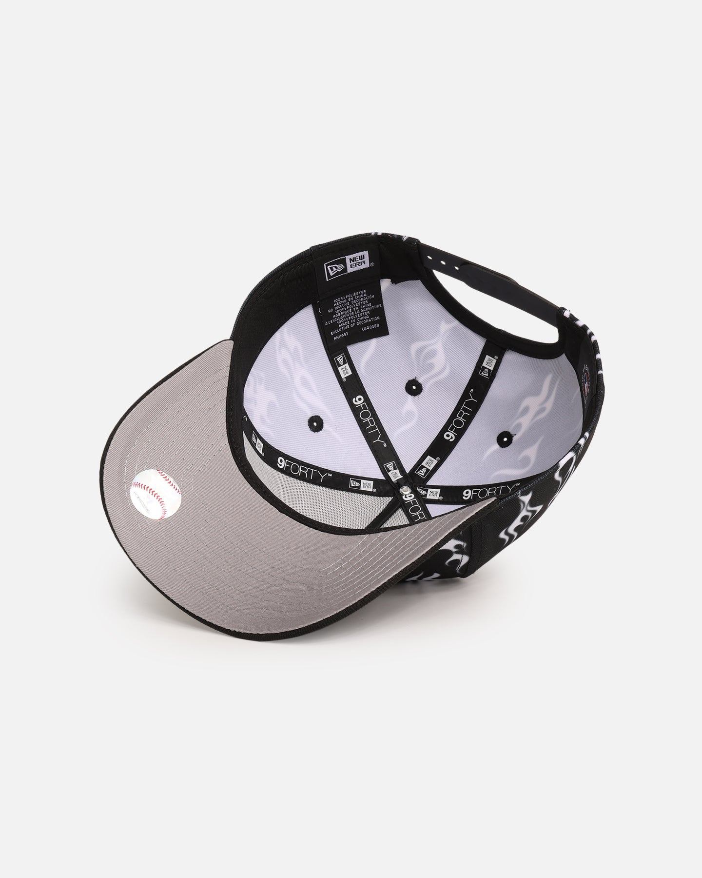 New Era New York Yankees 'Crown Flames' 9OFRTY A-Frame Snapback Black/White、mySite、zt4zffjzw