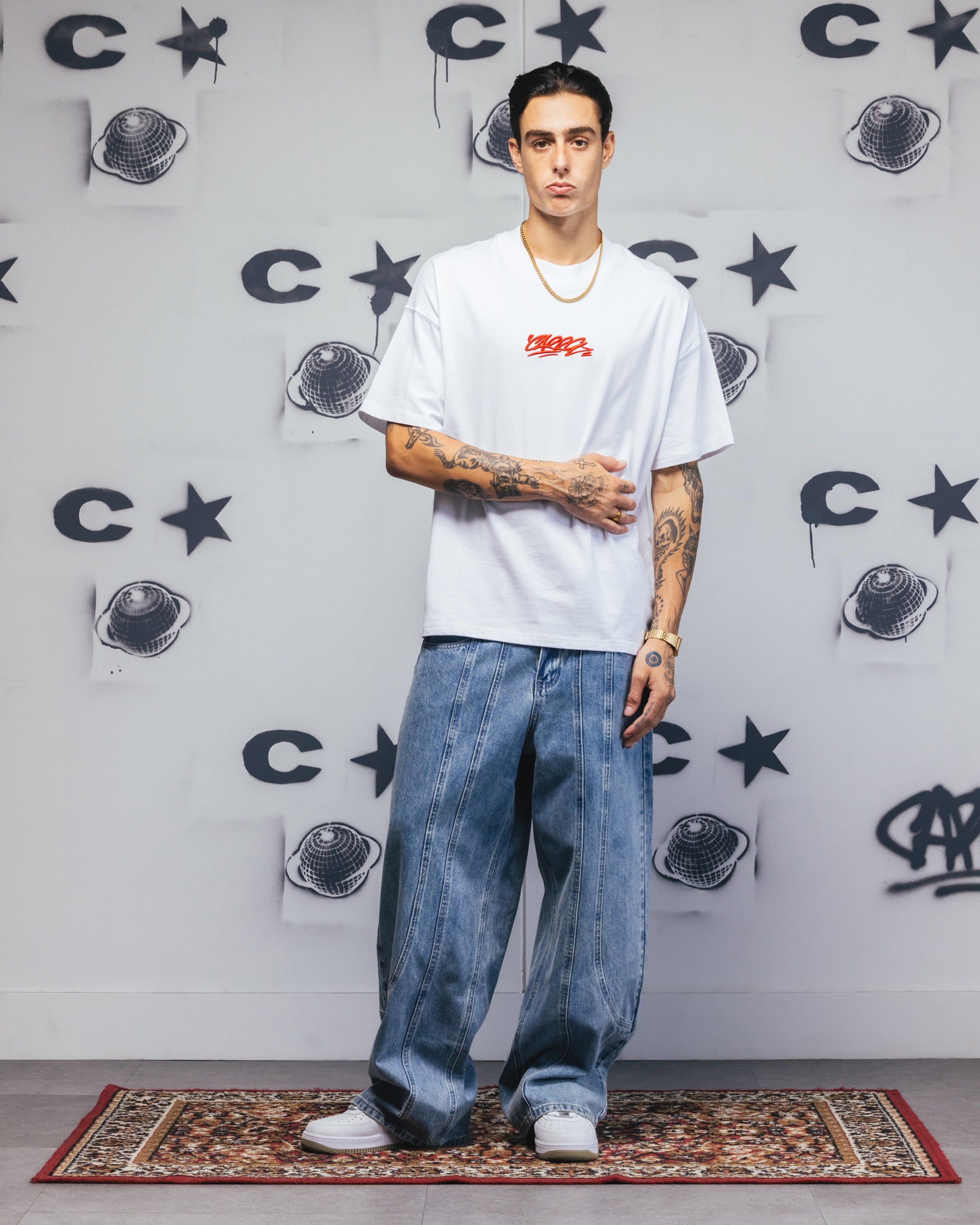 Carre Embroidered Graffiti T-Shirt White、mySite、zt4zffjzw