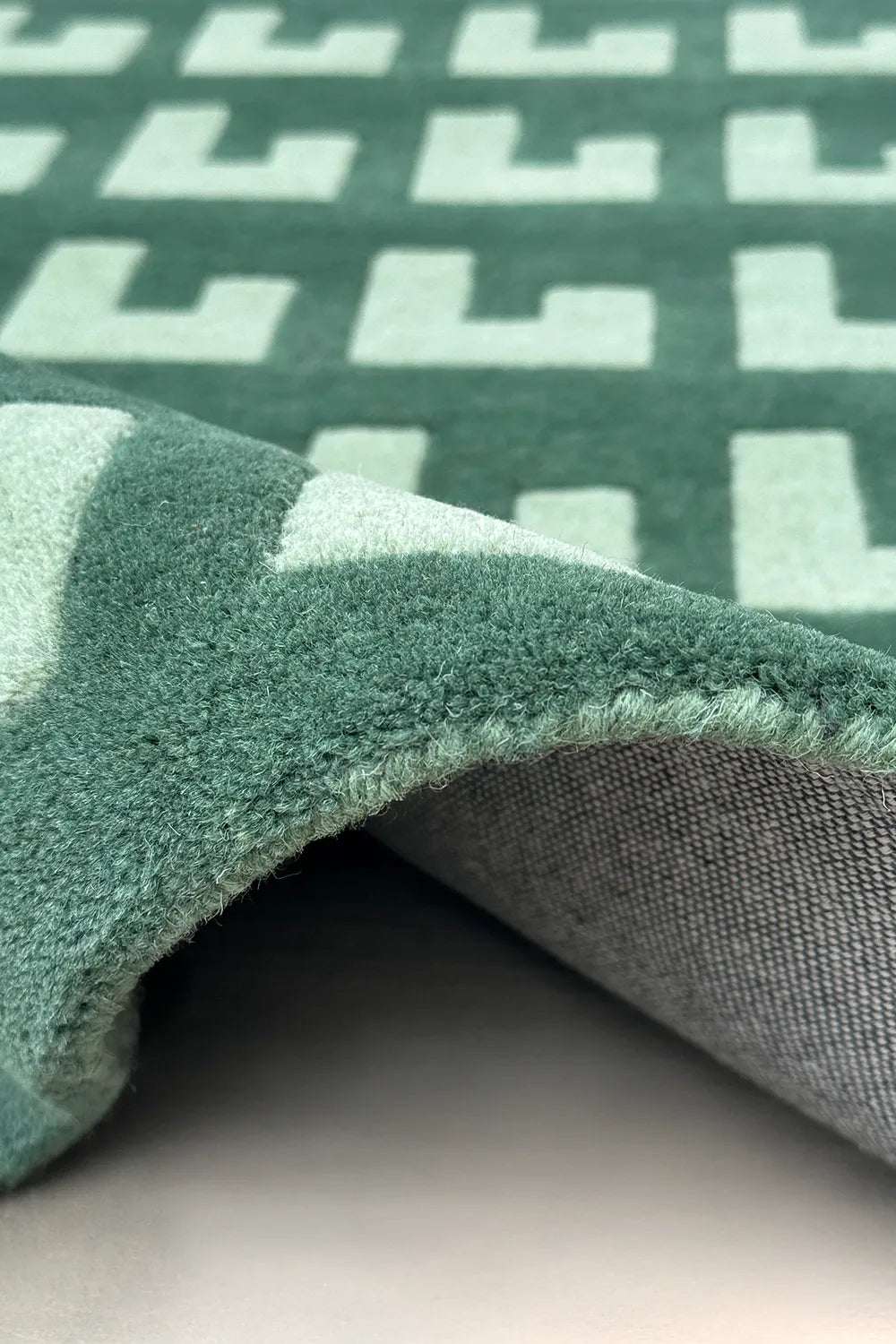 Gradino Hand Tufted Wool Rug、mySite、gigharbornorthrealestate