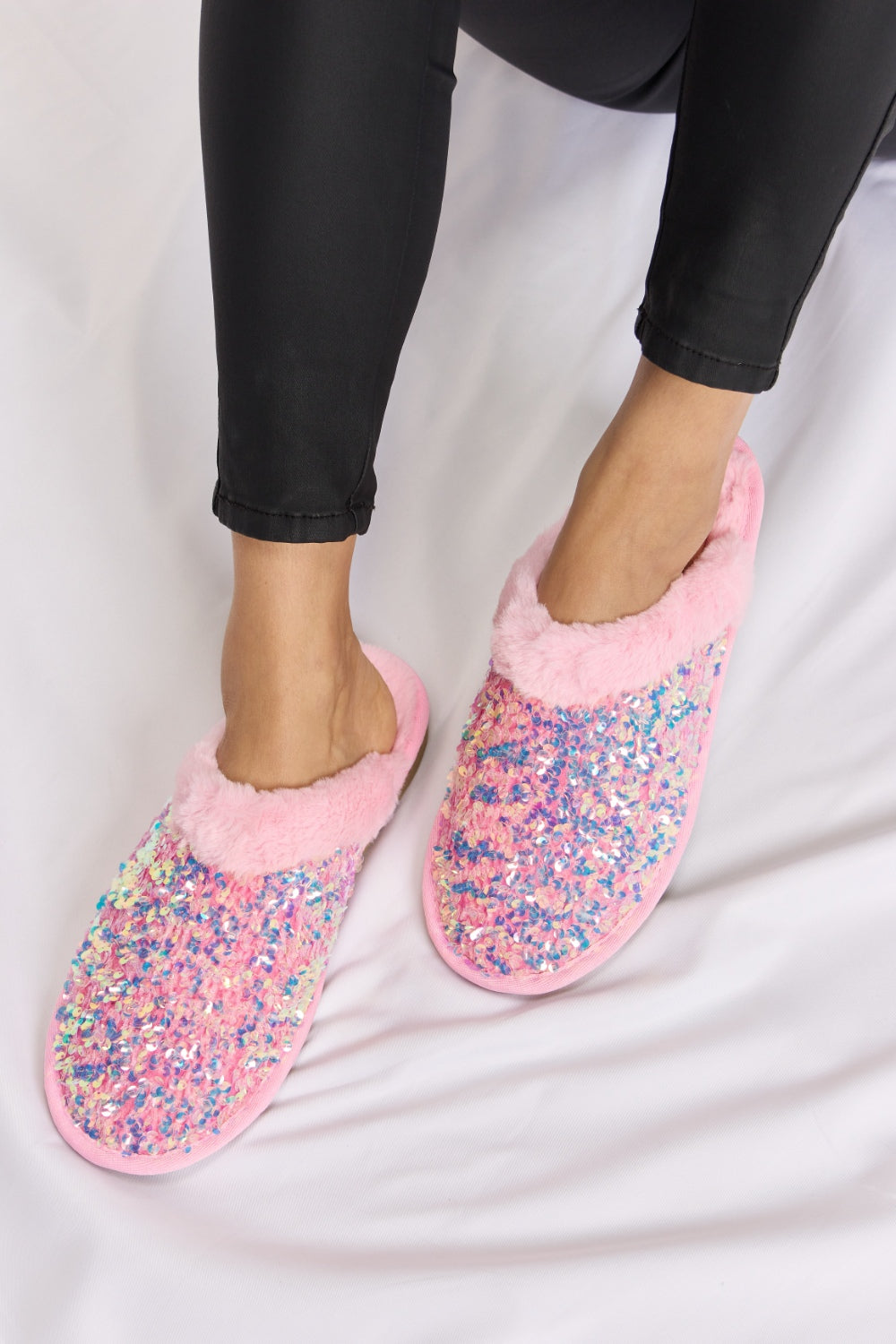  Forever Link Sequin Plush Round Toe Slippers、mySite、justintrudeaud