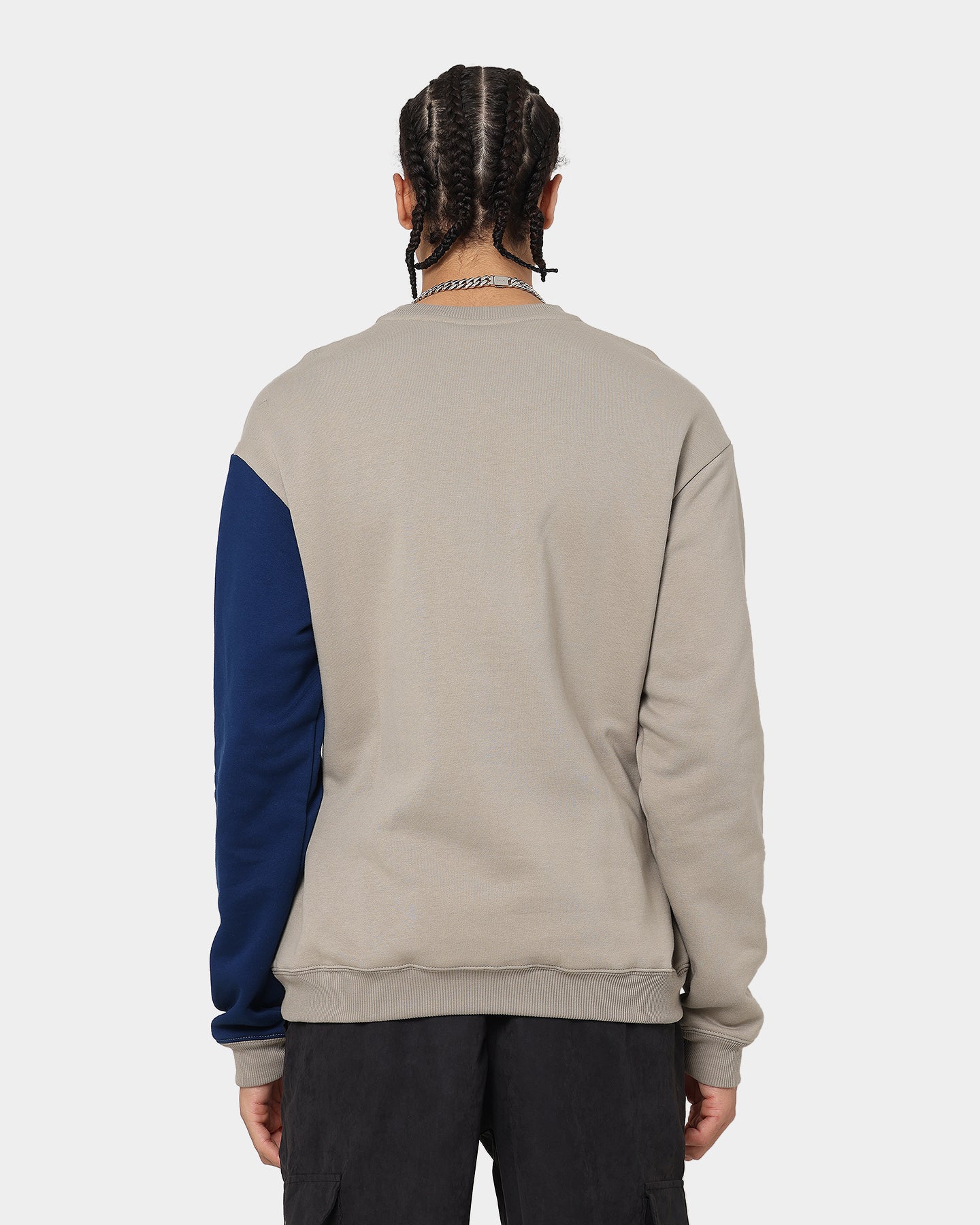 {product_title} - {shop_name}