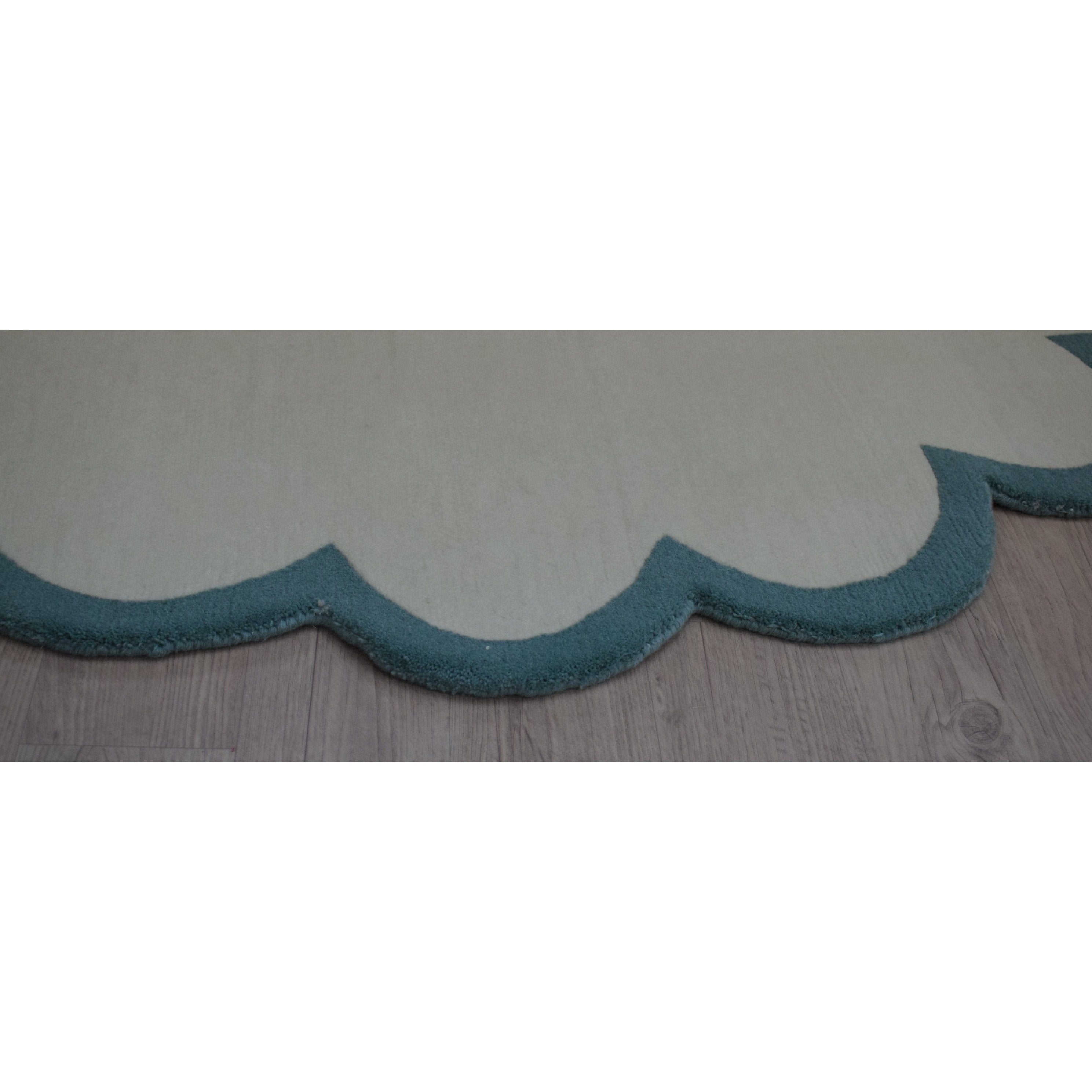Scalloped Edge Aqua Wool Handknotted Rug、mySite、gigharbornorthrealestate