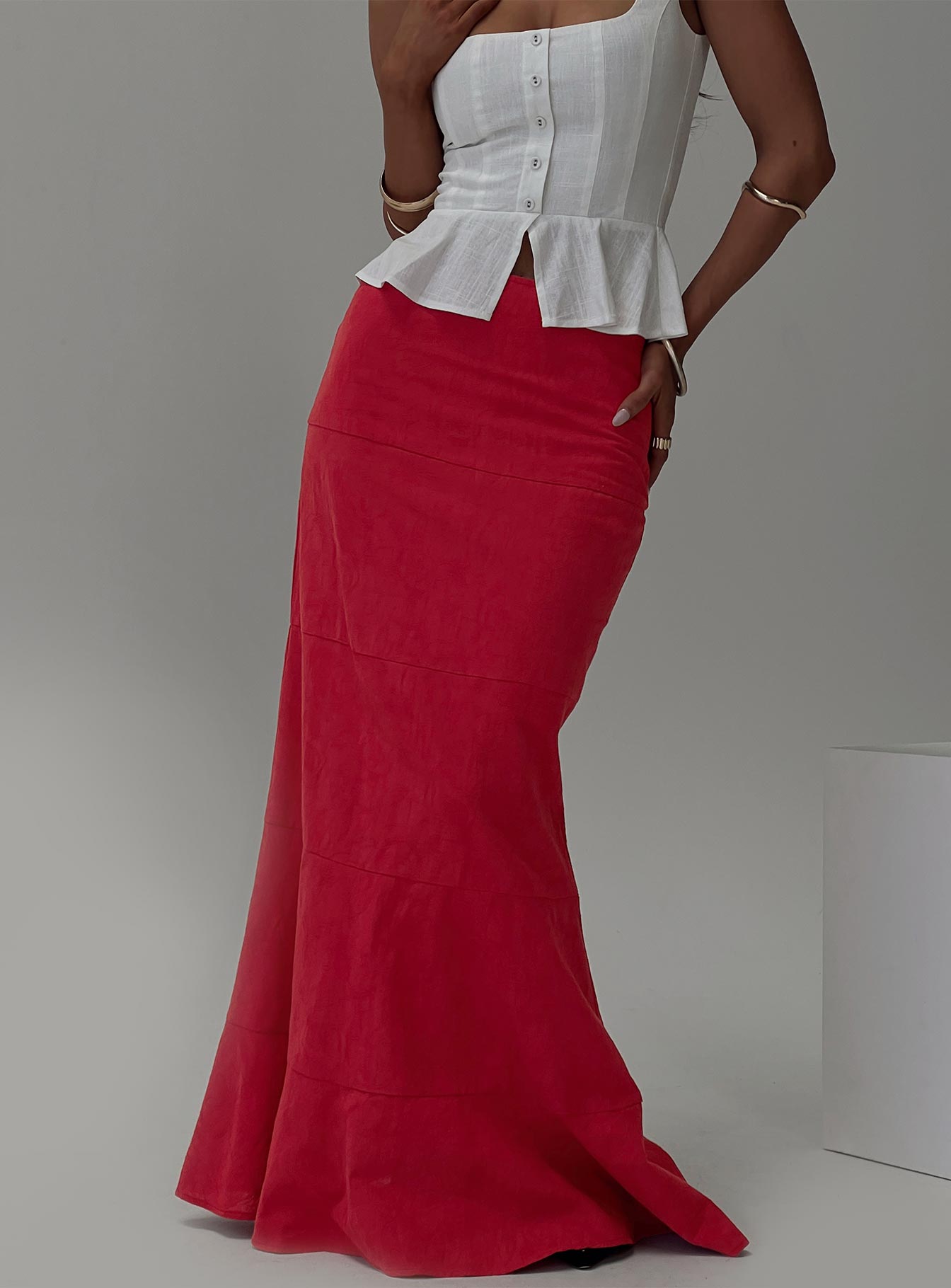 Raven Mid Rise Maxi Skirt Red、mySite、solidvoid