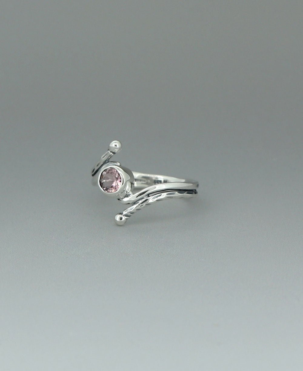Sterling Silver Pink Tourmaline Ring With Rope Detailing、mySite、topwebapps