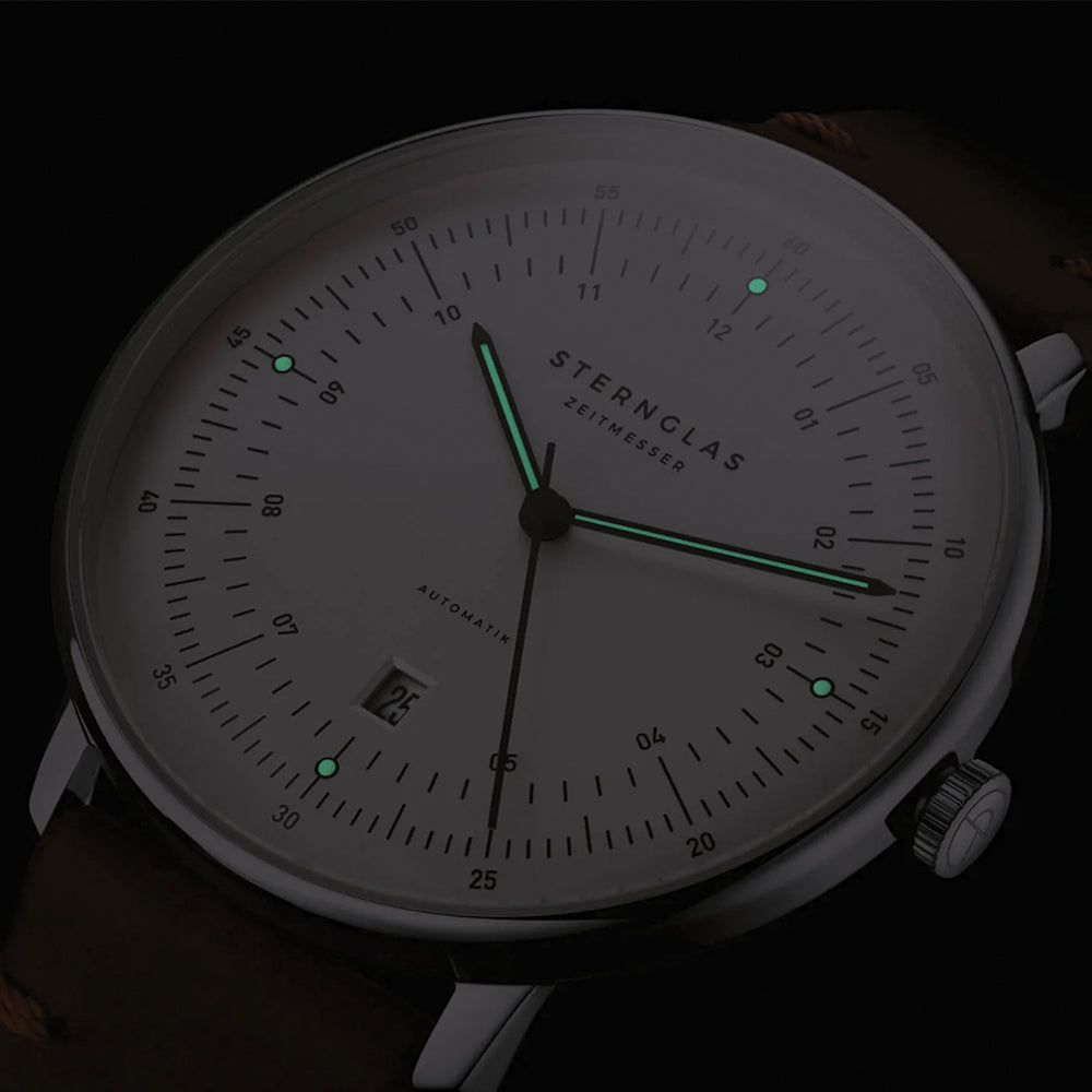  Hamburg Automatic 42mm - Silver on Leather Strap