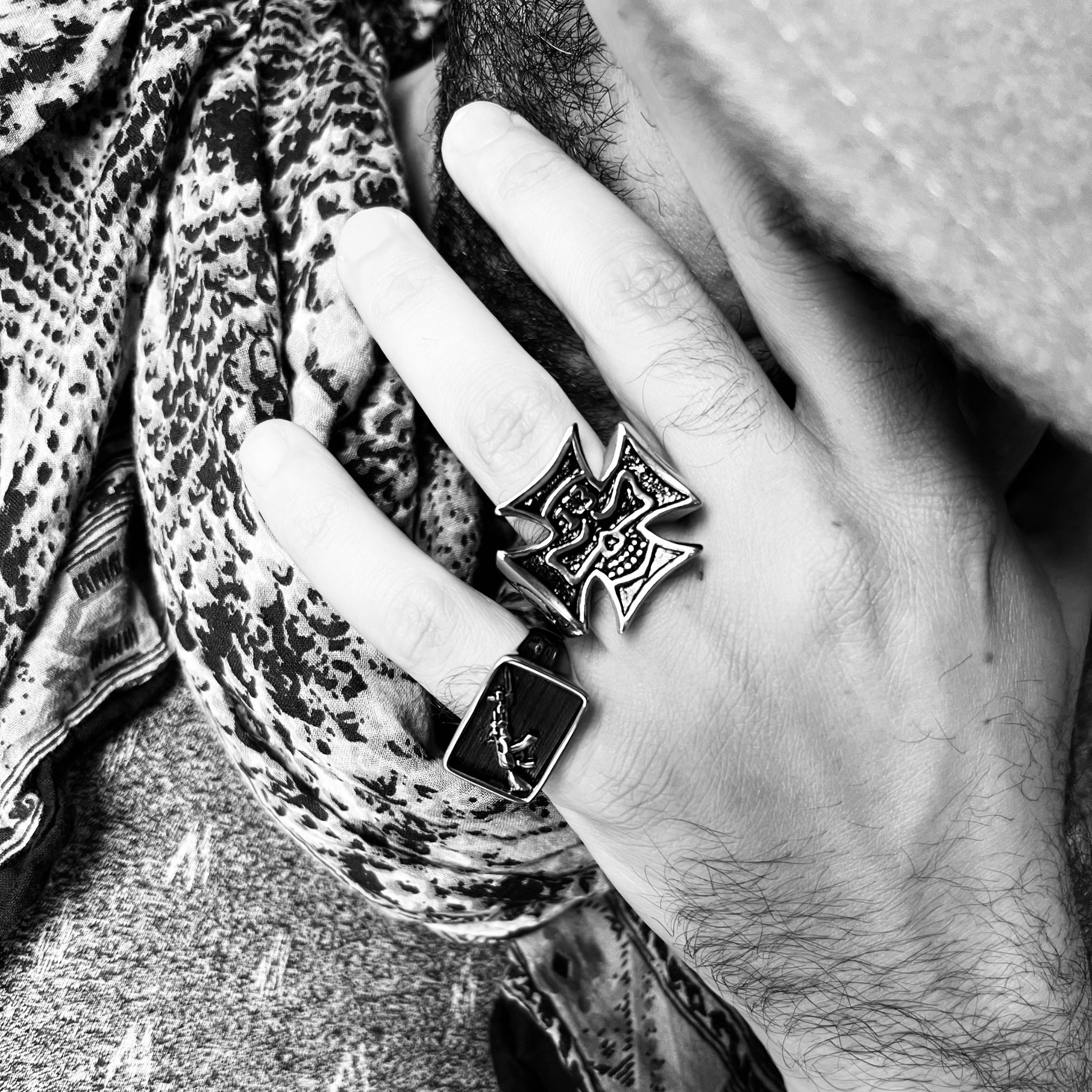 Large 13 Skull In Maltese Cross Stainless Steel Ring / SCR4009、mySite、dreamappss