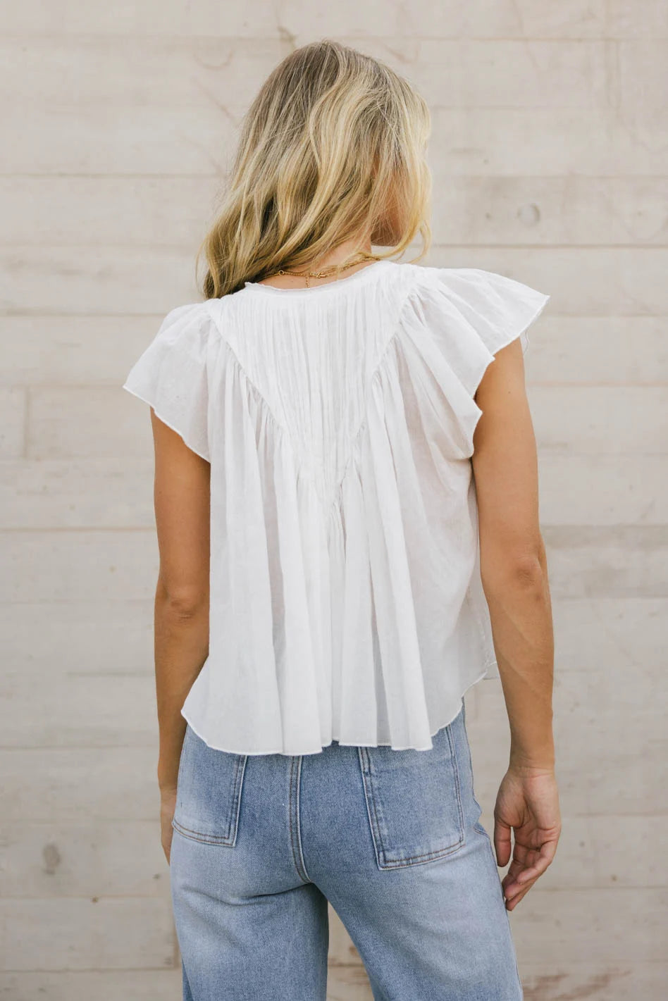 {product_title} - {shop_name}