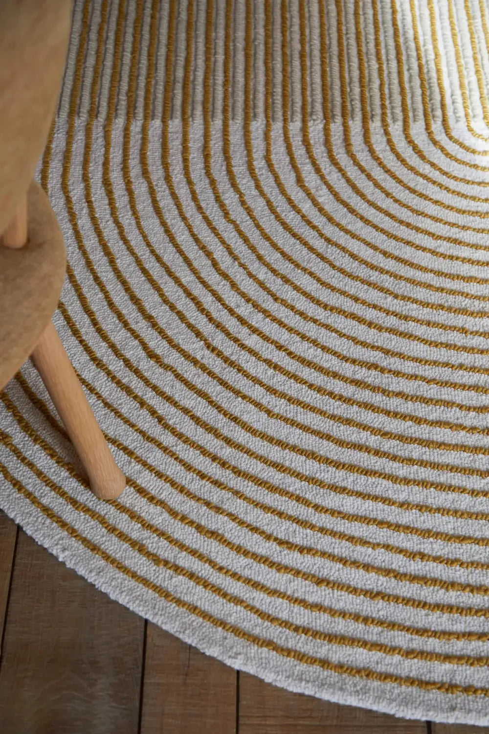 Golden Arch Deco Hand Tufted Wool Rug、mySite、gigharbornorthrealestate