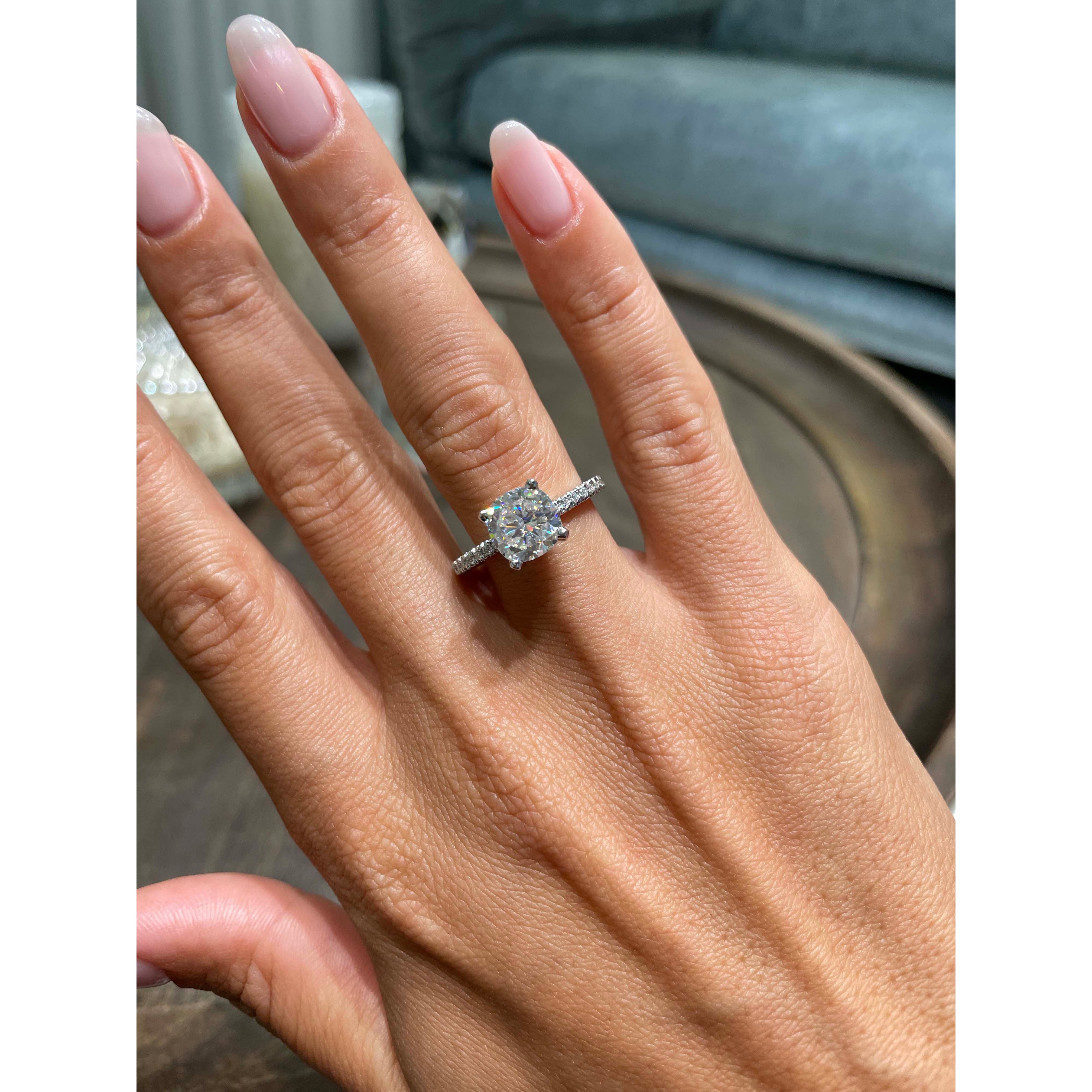 Stephanie Moissanite & Diamond Ring -Platinum (RTS)、mySite、hinf8tx79