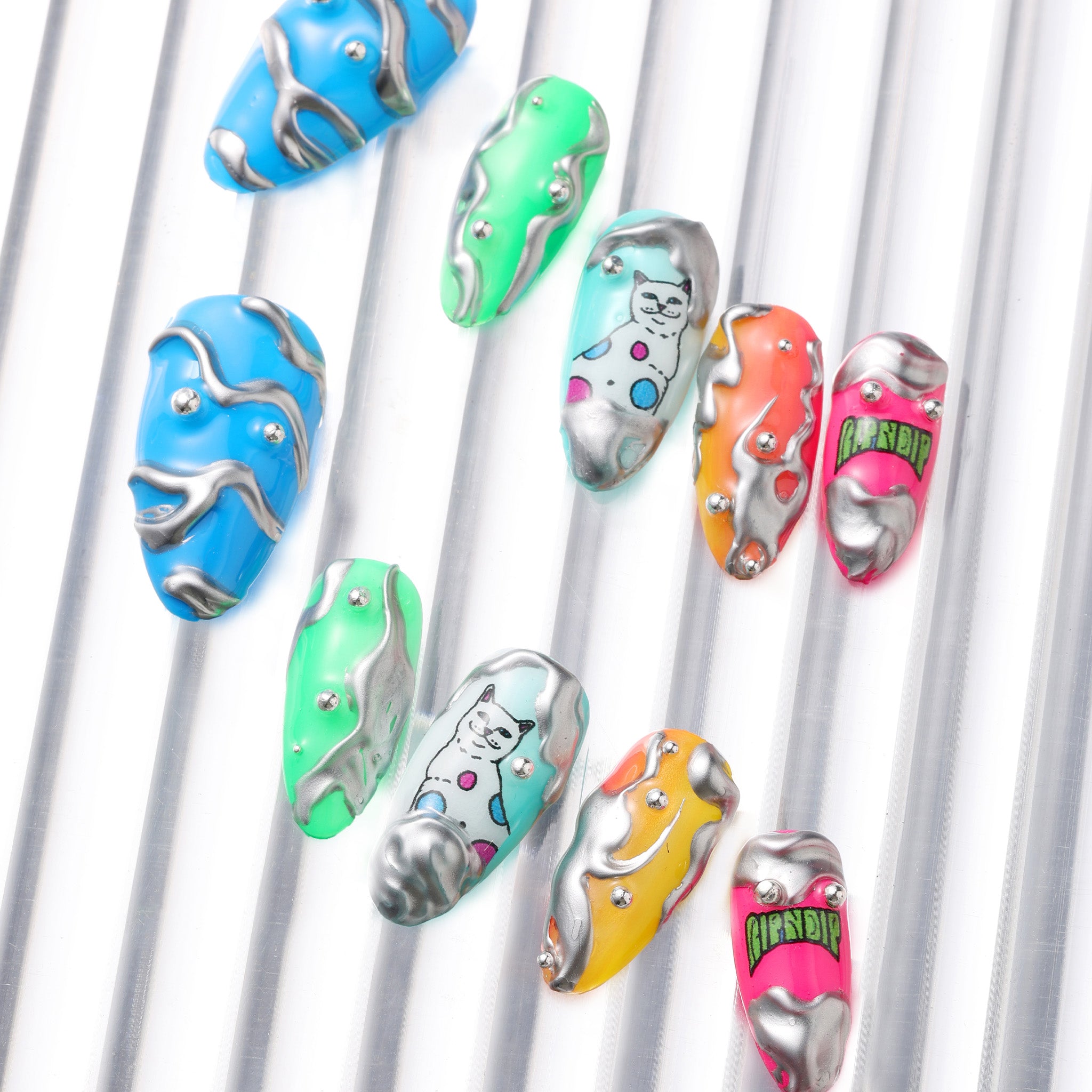 {product_title} - {shop_name}