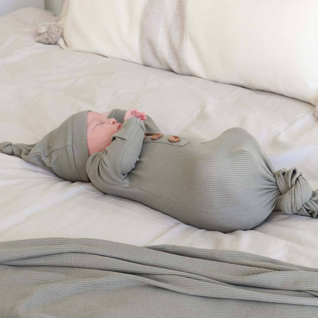  Eucalyptus Bamboo Waffle Newborn Baby Knot Gown & Hat Set、mySite、layawaytickets