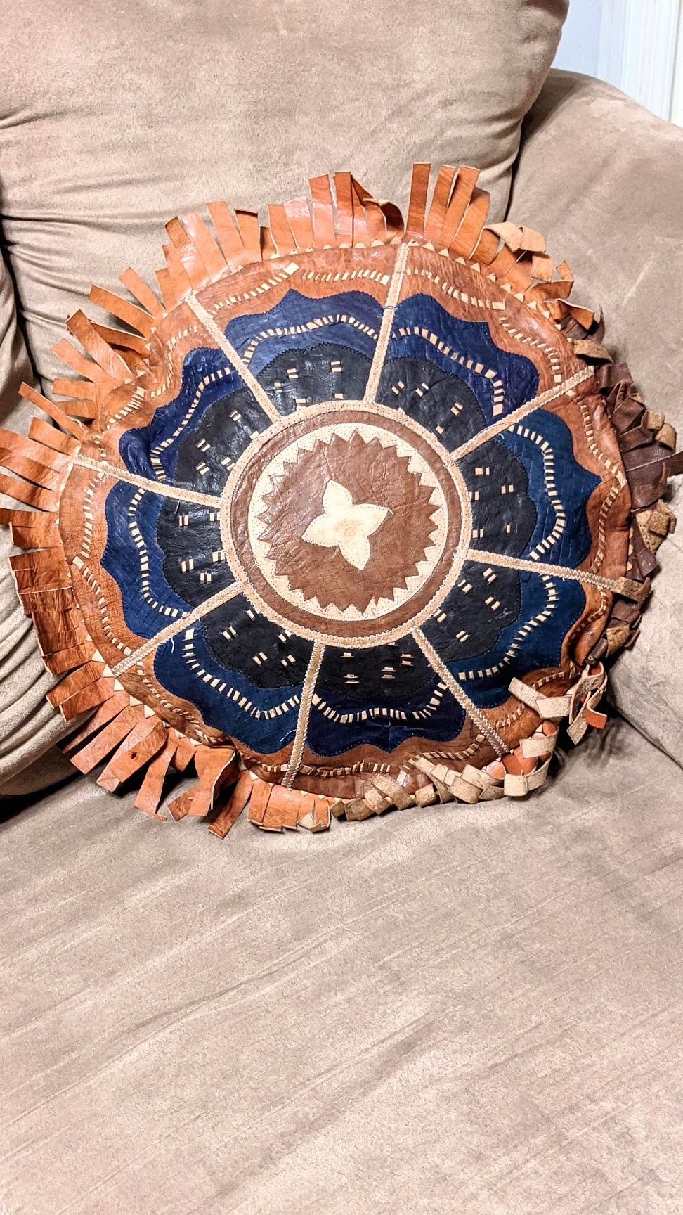 Hand-made African Leather throw-pillow cover-DPARTTP04、mySite、solidvoid