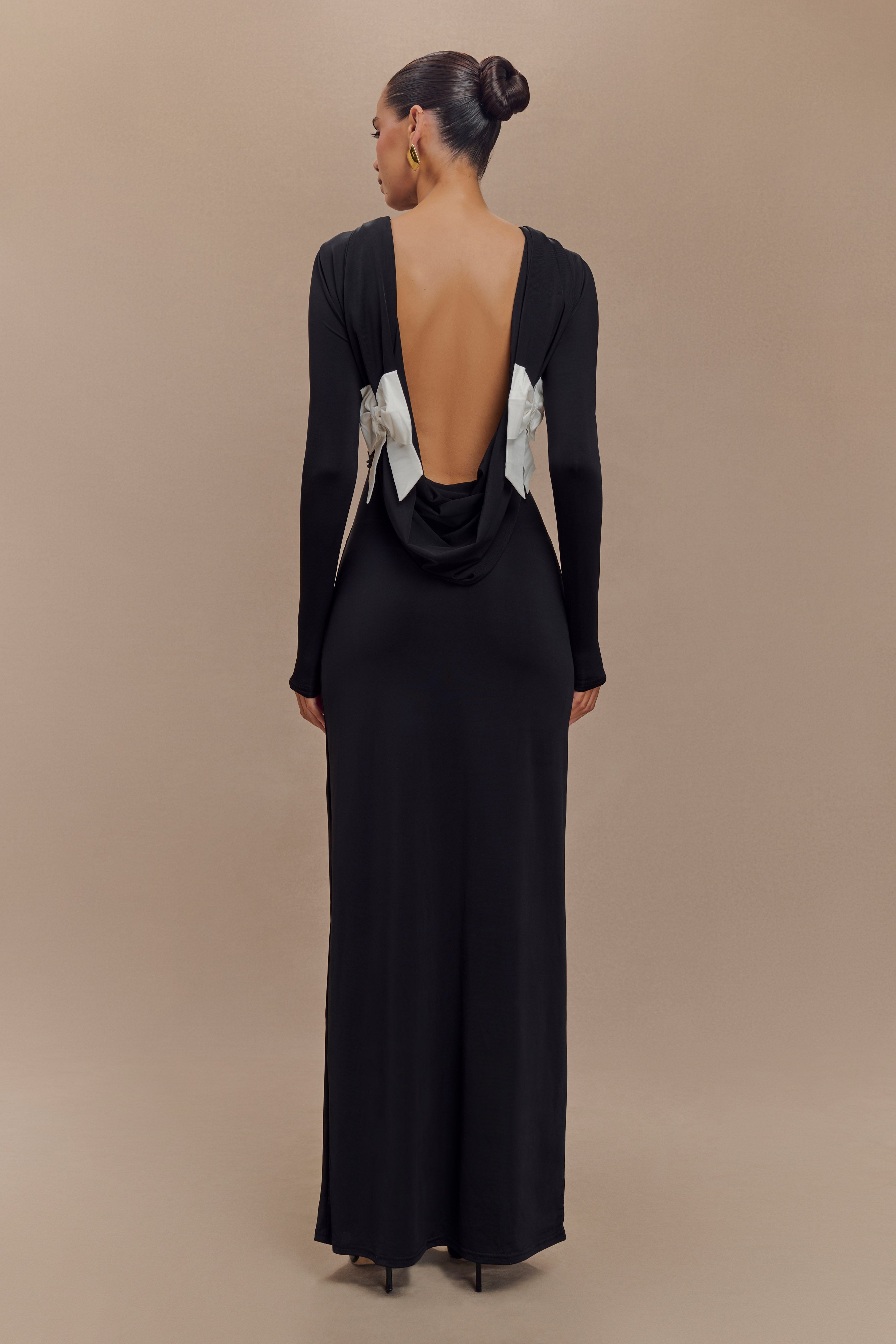 Bennett Slinky Long Sleeve Maxi Dress - Black/White、mySite、solidvoid