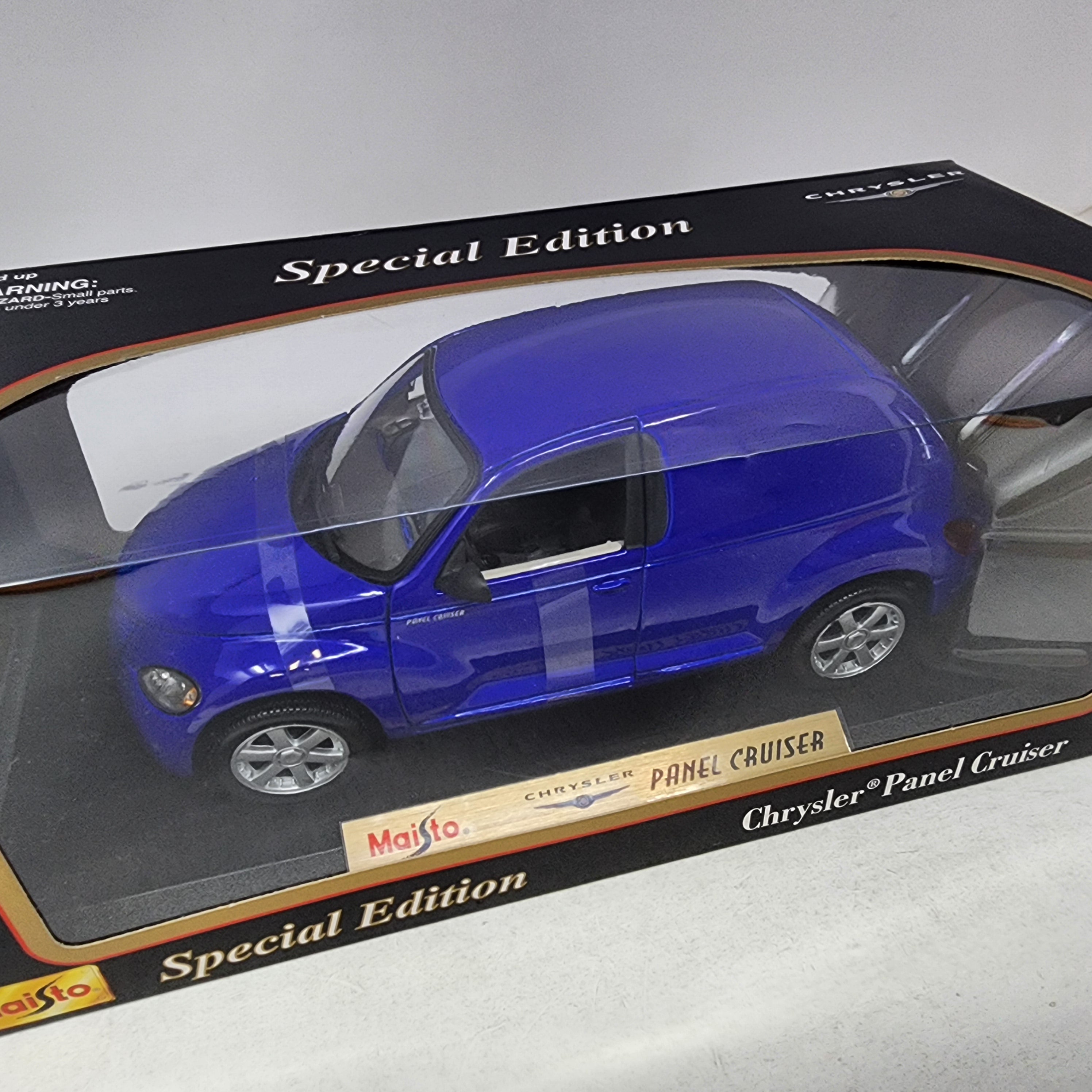 Chrysler Panel Cruiser * Blue * Maisto Special Edition 1/18 Scale、mySite、hgirdovlk