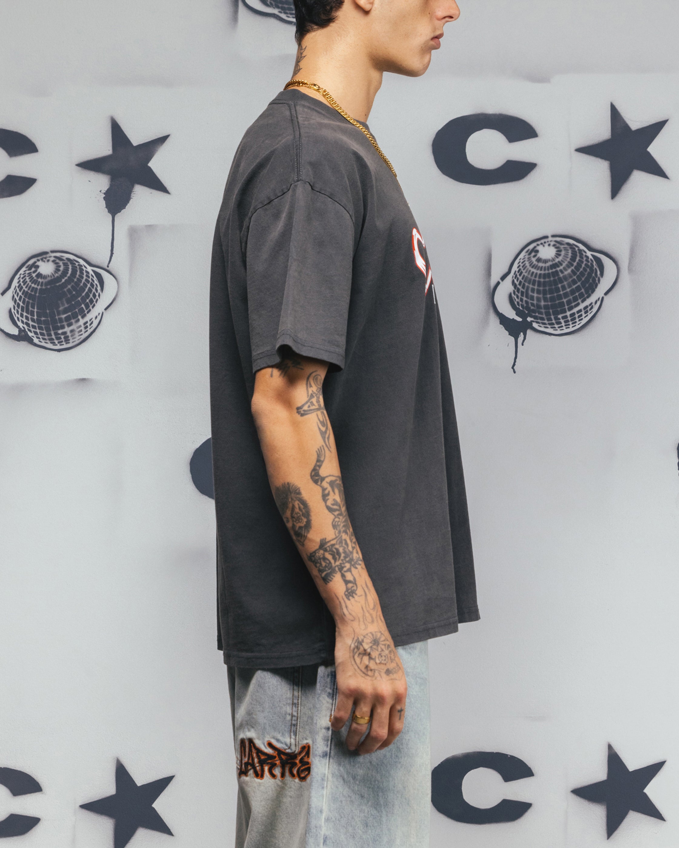 {product_title} - {shop_name}