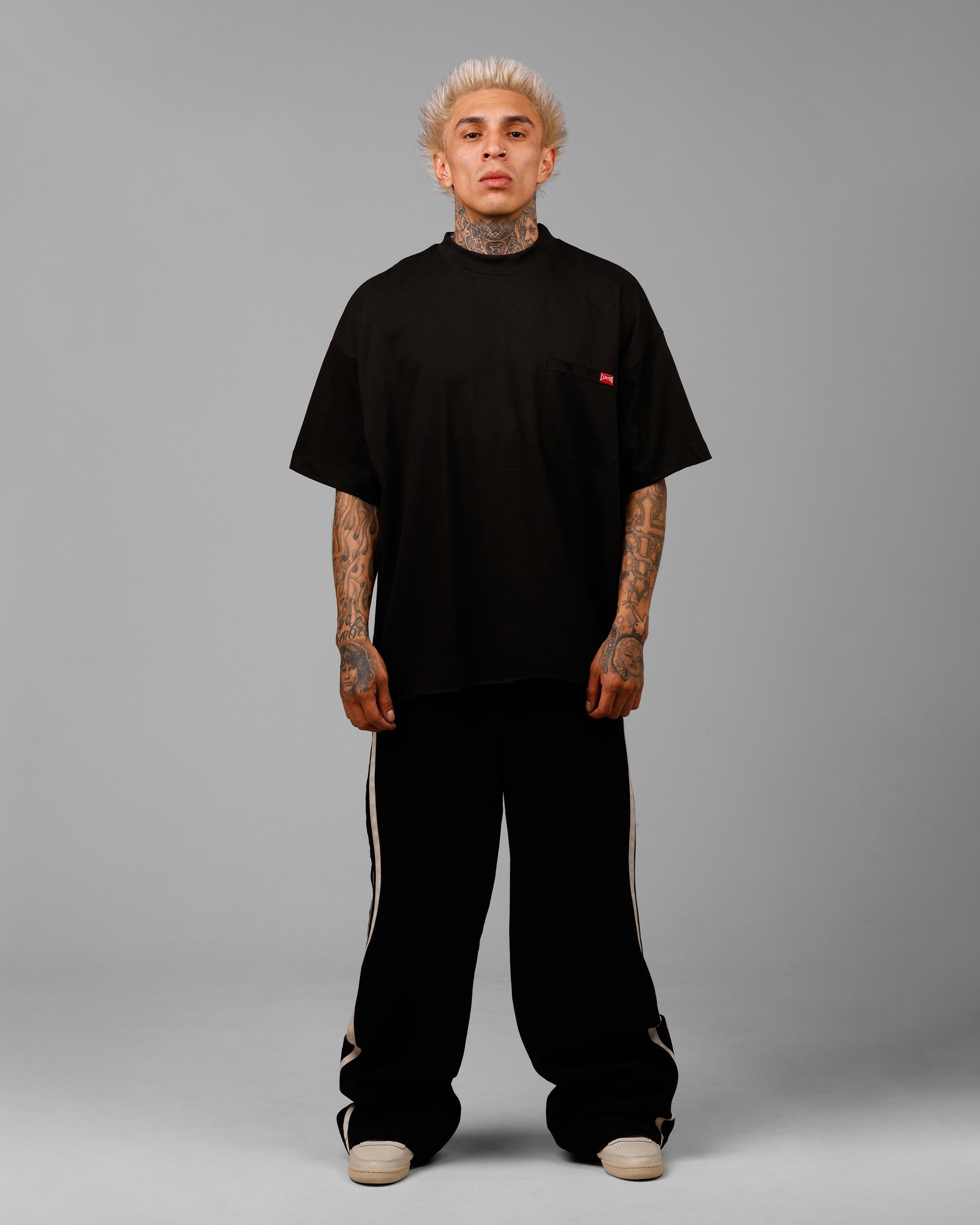 {product_title} - {shop_name}