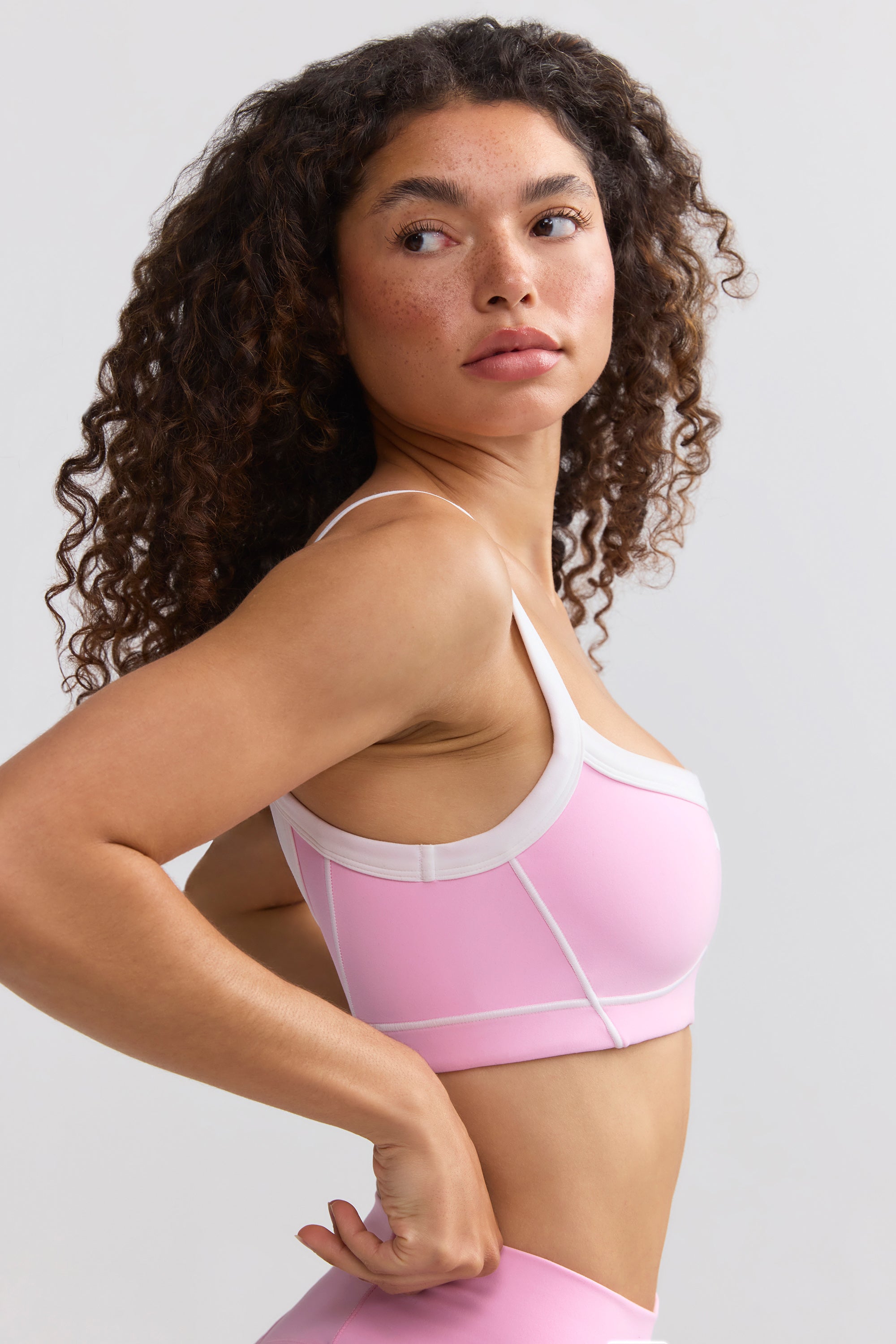 Soft Active Contrast-Trim Sports Bra in Baby Pink、mySite、solidvoid