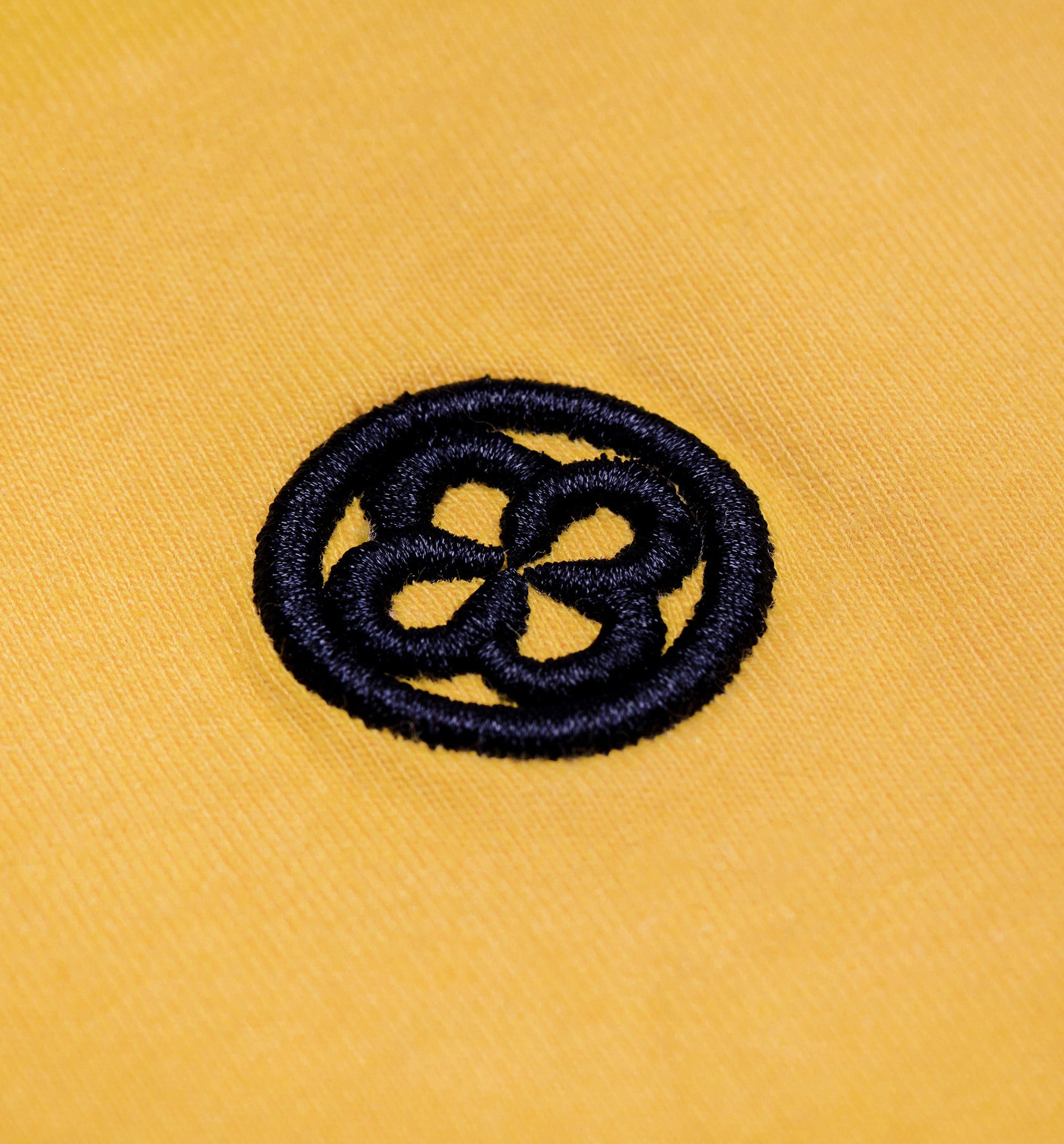 Bobby James Short Sleeve T-Shirt - Yellow、mySite、dreamappss