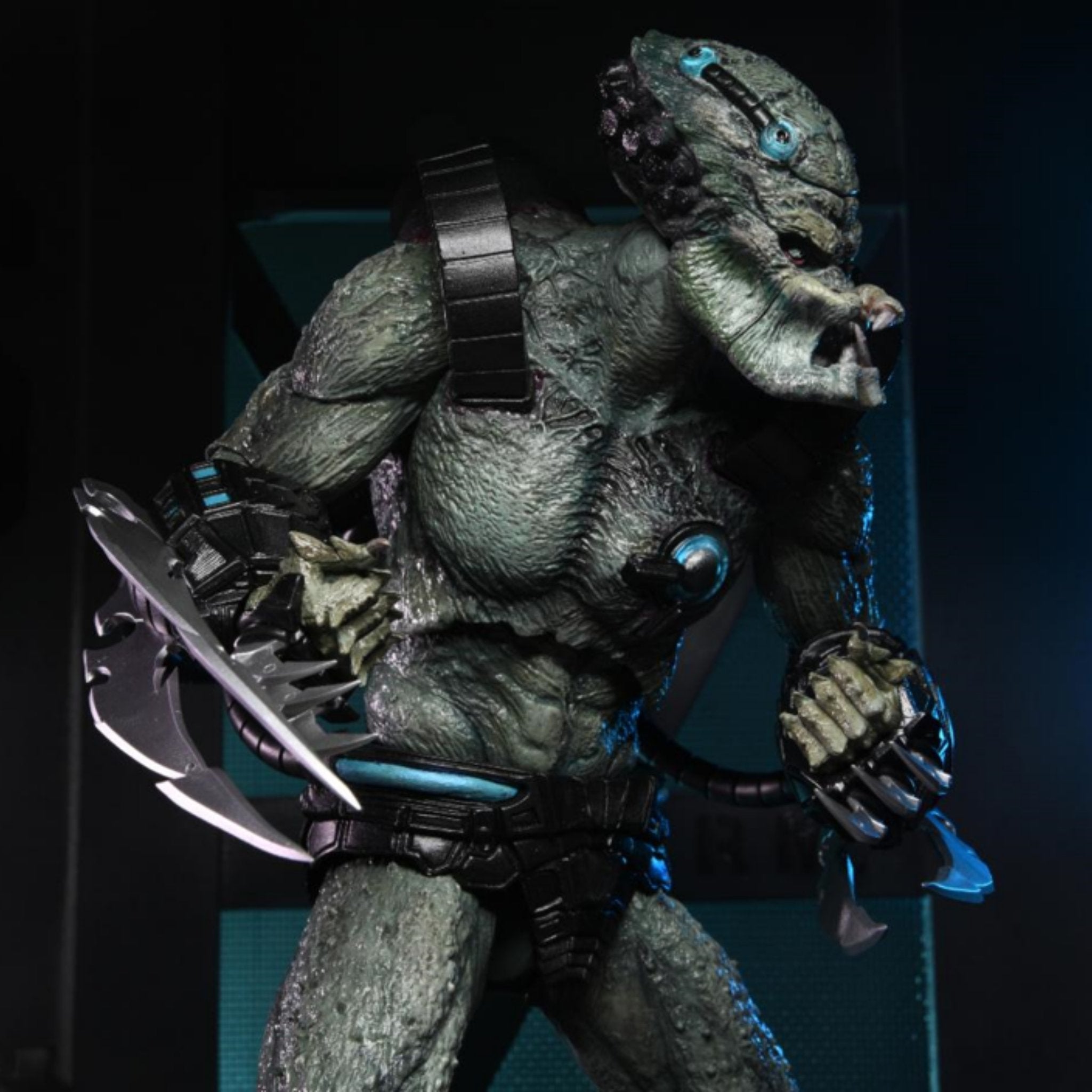 NECA Ultimate Predator: Concrete Jungle Deluxe Stone Heart、mySite、hgirdovlk