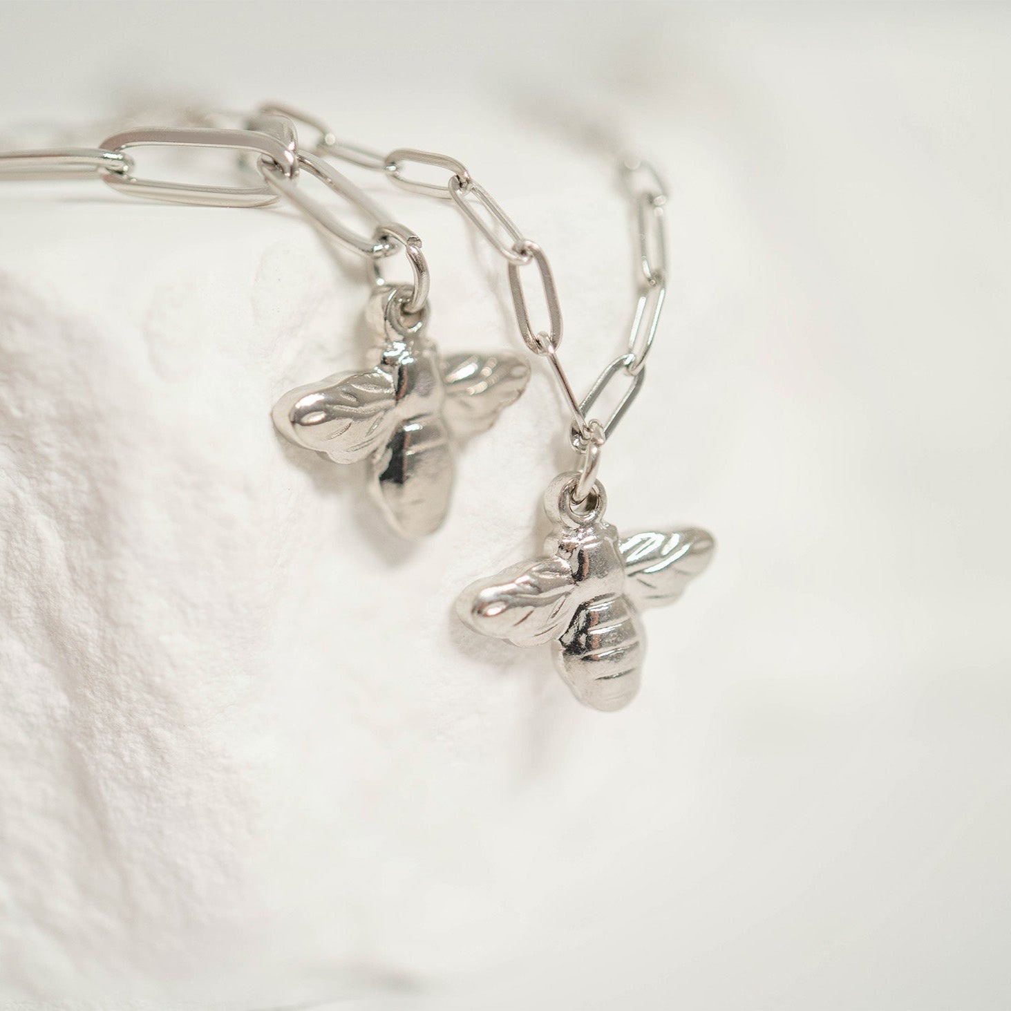 18K Gold PVD Stainless Steel Mommy & Me Bee Charm Necklace Set / BND0073、mySite、dreamappss