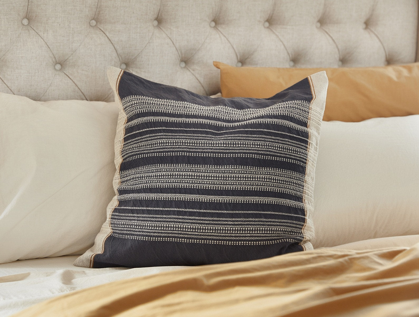  Inyo Organic Dobby Pillow Cover - Renewed、mySite、sugarbowlscore