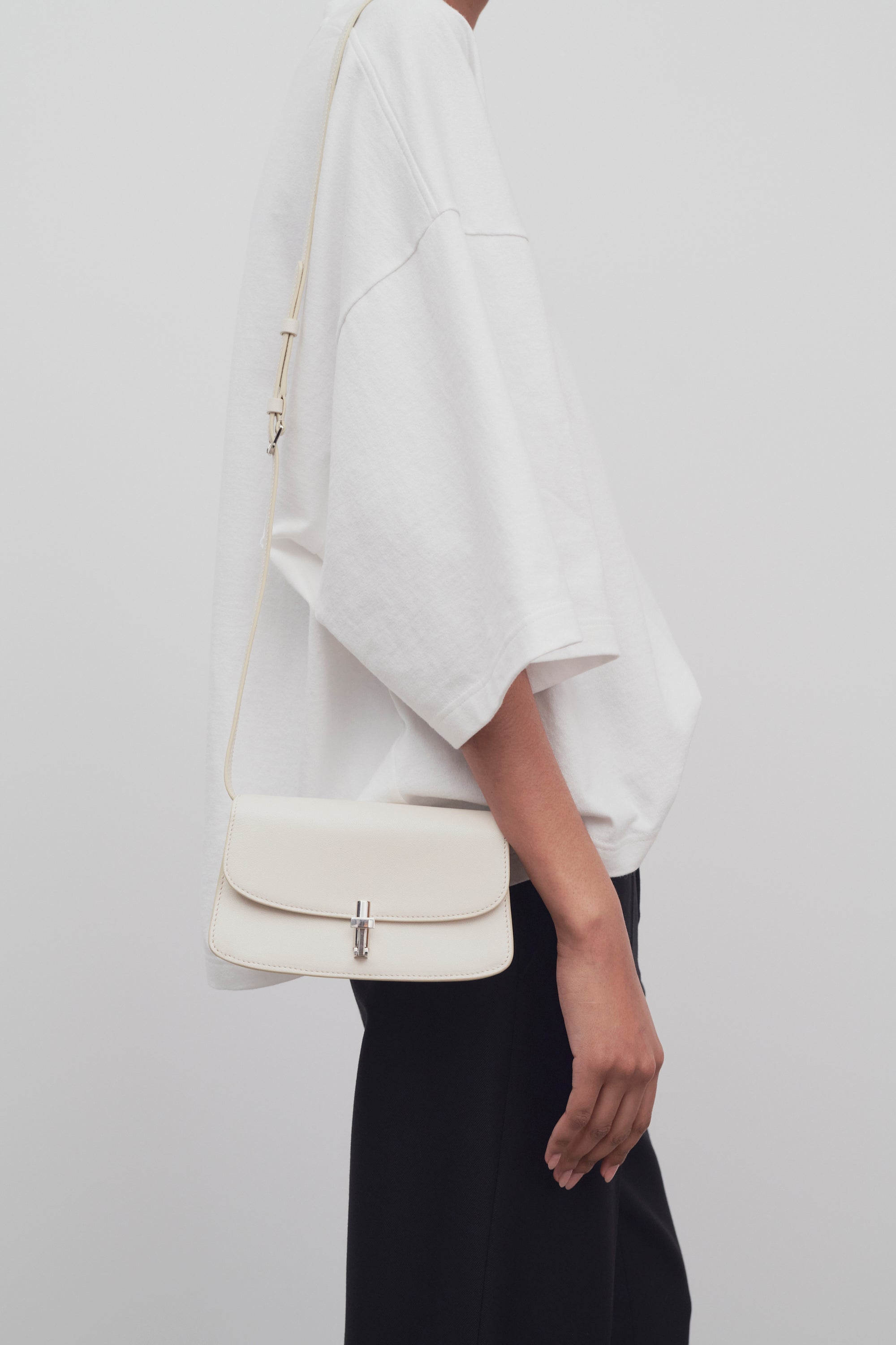 E/W Sofia Bag in Leather、mySite、aoinhome