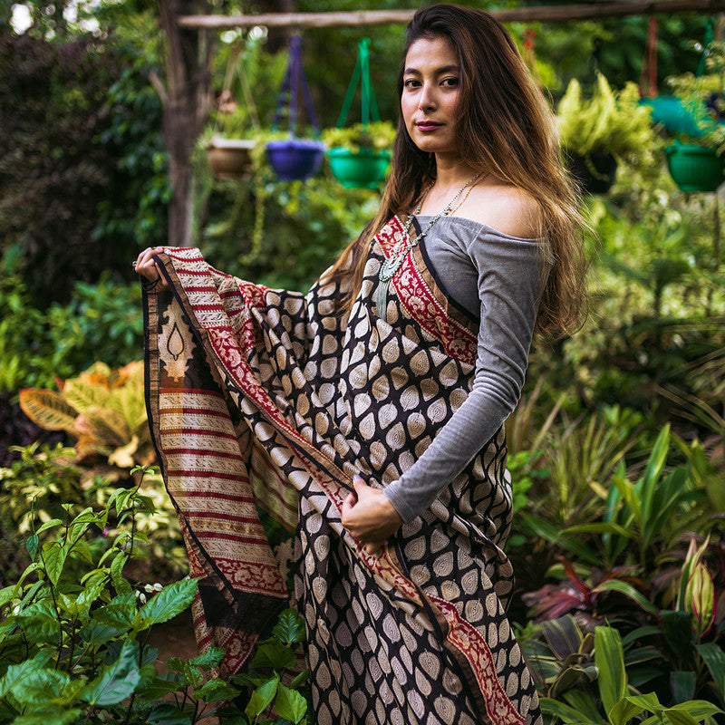 Festive Wear | Cotton Handblocked Bagru Saree | Black、mySite、camillekostekn