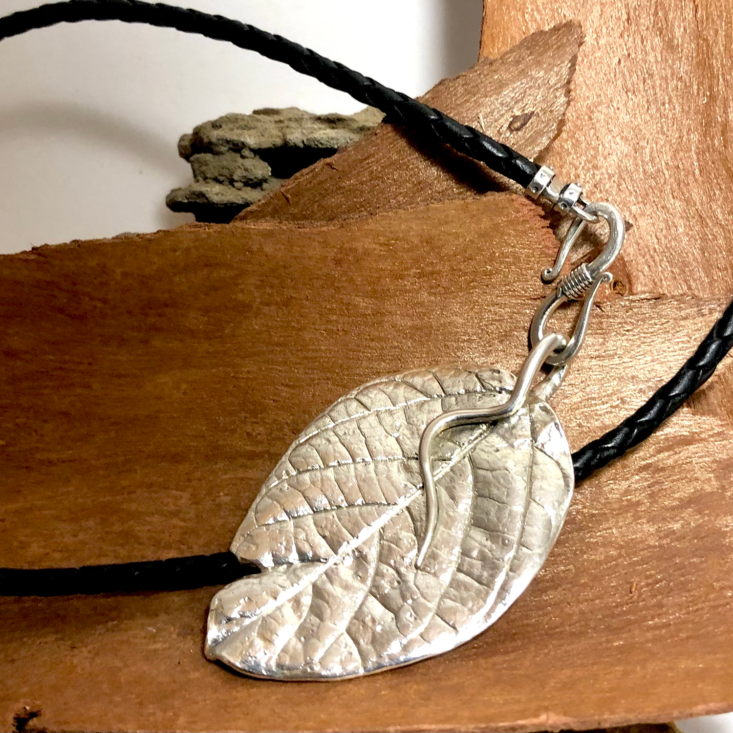 Silver Leaf Pendant Necklace、mySite、topwebapps