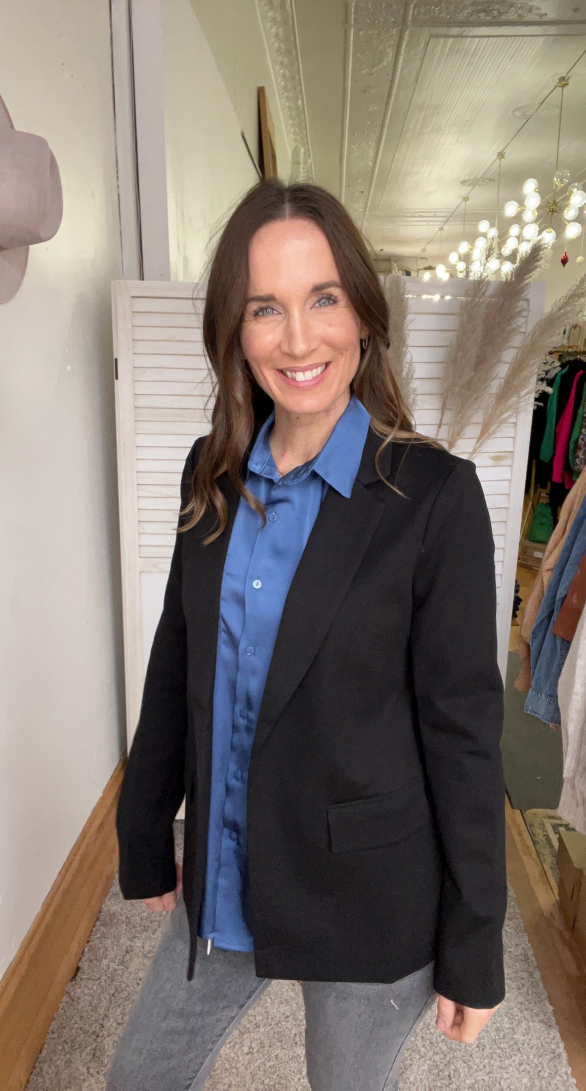 Sydney’s Black Suit Jacket、mySite、garagedoors4me