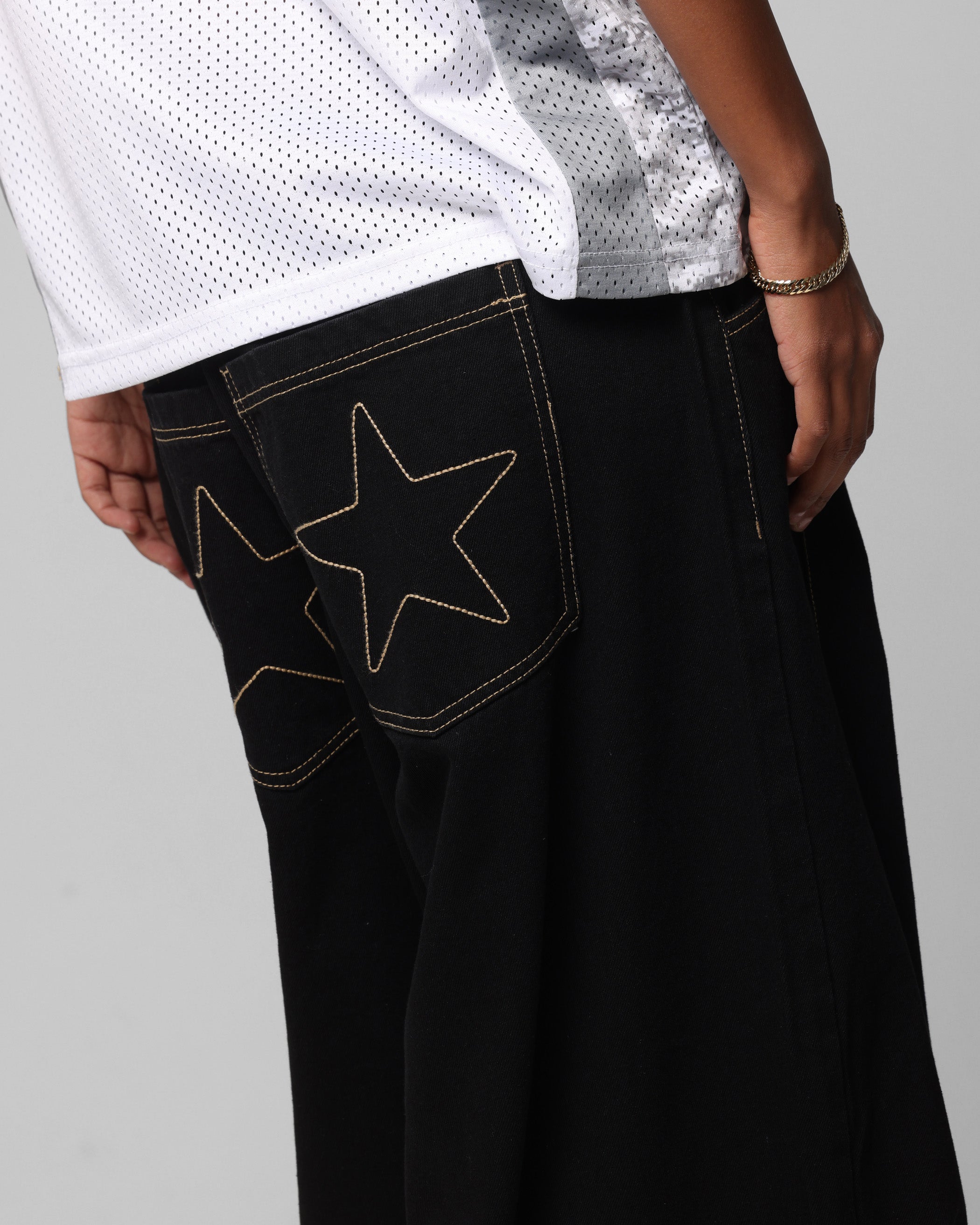 {product_title} - {shop_name}