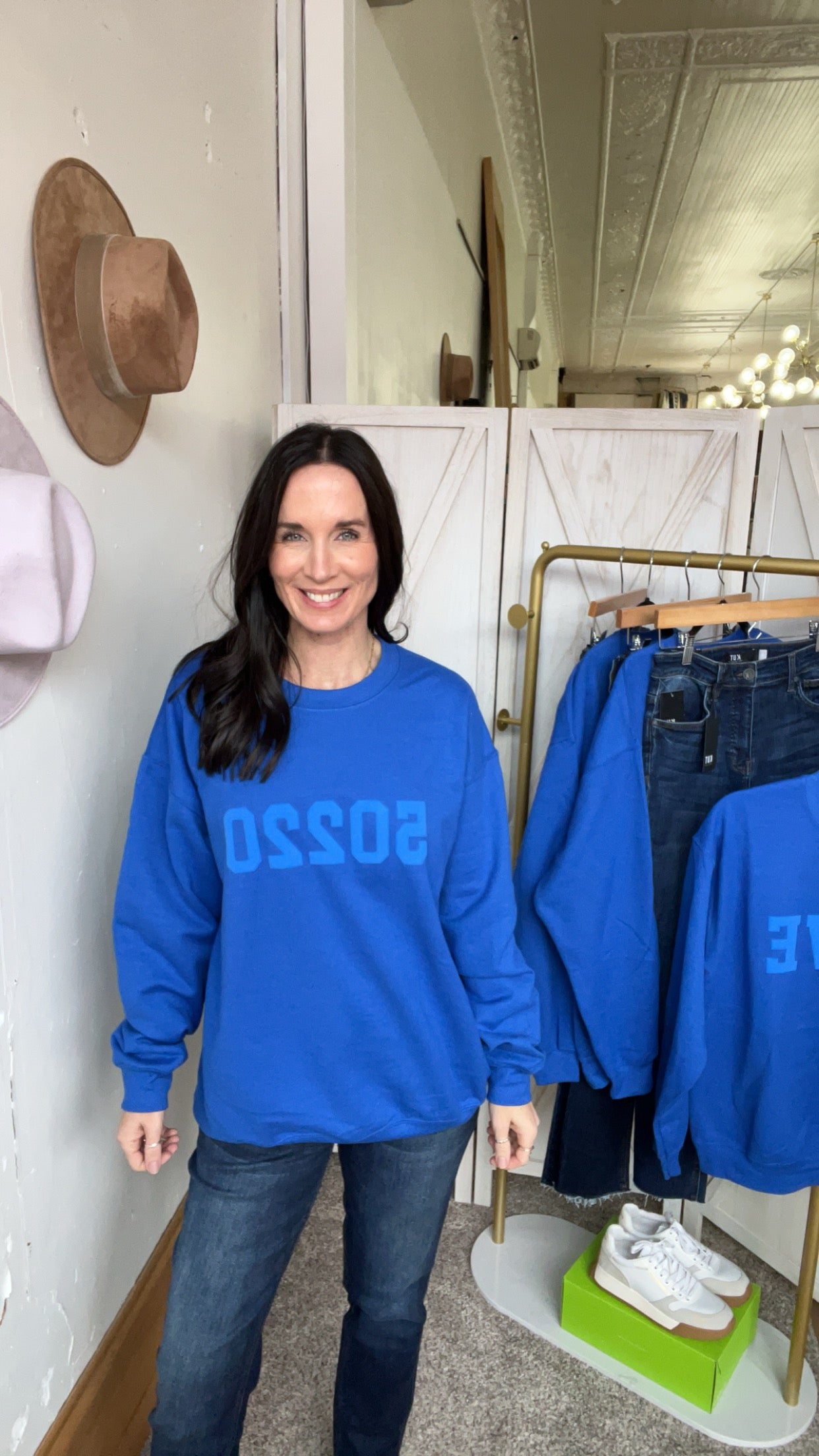 50220 Varsity Sweatshirt、mySite、garagedoors4me