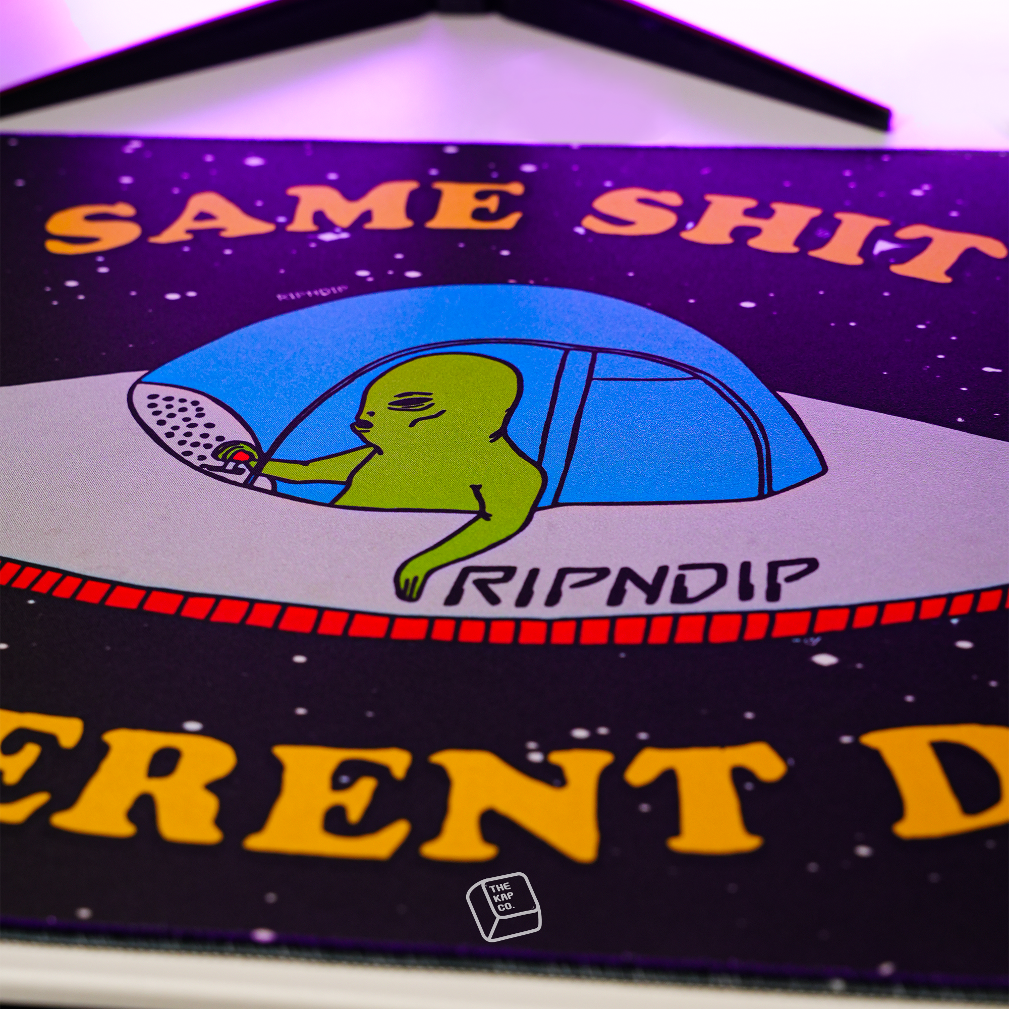  Same Shit Different Day Deskmat (Asst)、mySite、merchandisen