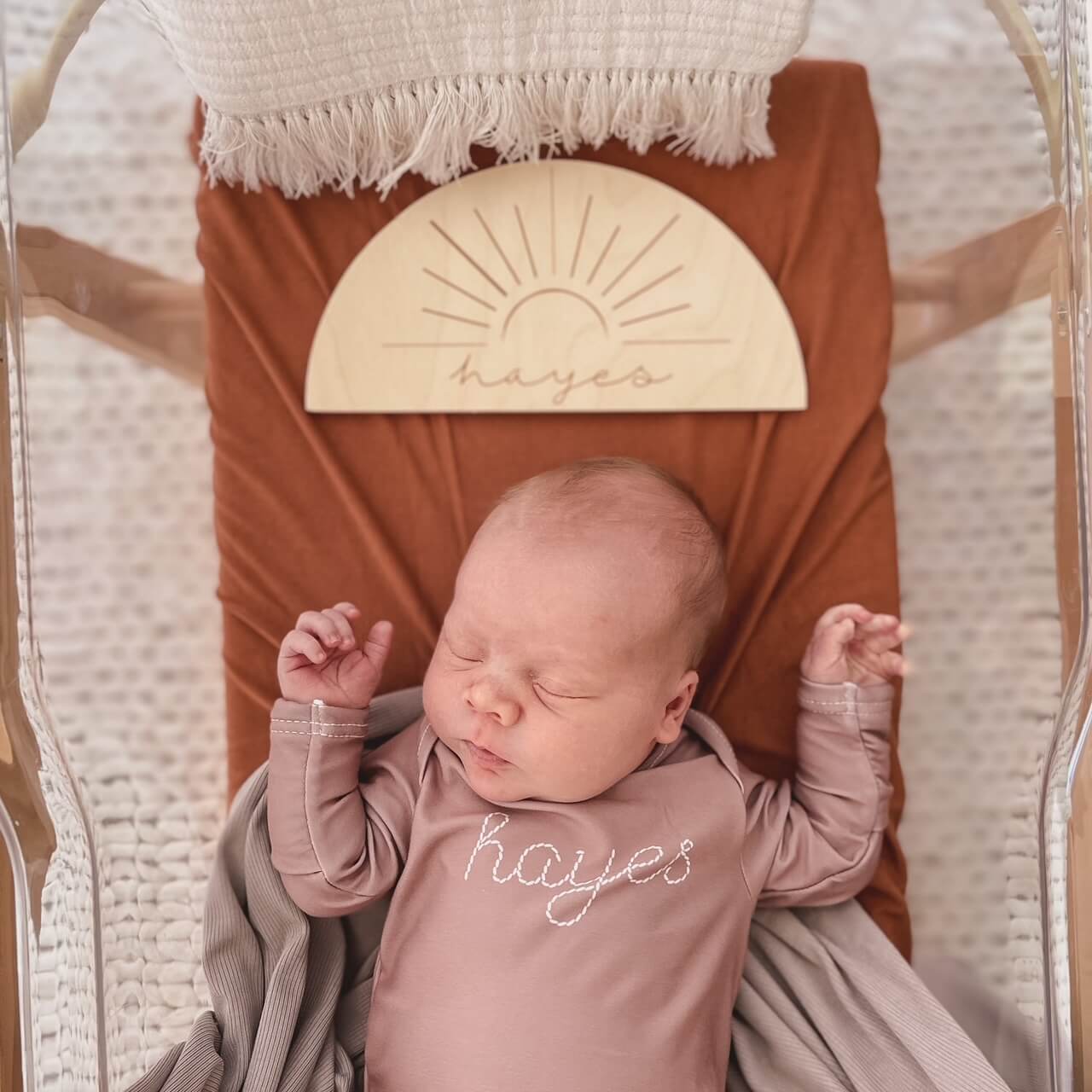  Personalized Stitched Newborn Baby Knot Gown | Warm Neutrals、mySite、layawaytickets