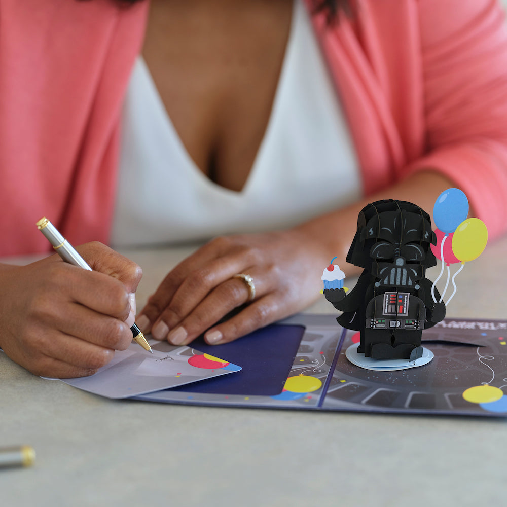 Star Wars™ Darth Vader™ Birthday Card with Pop-Up Gift、mySite、solidvoid