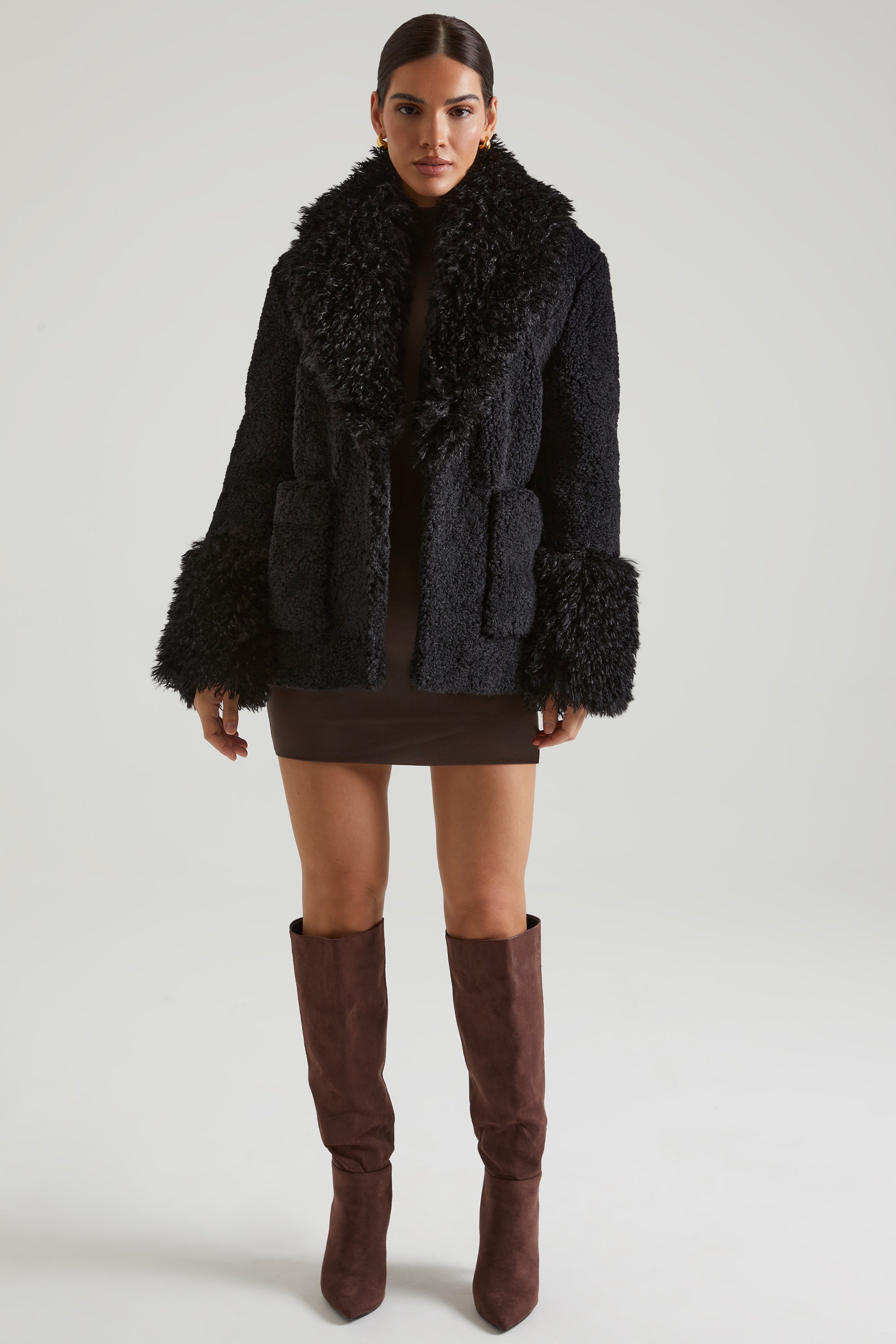 Shearling Coat with Large Front Pockets in Black、mySite、solidvoid