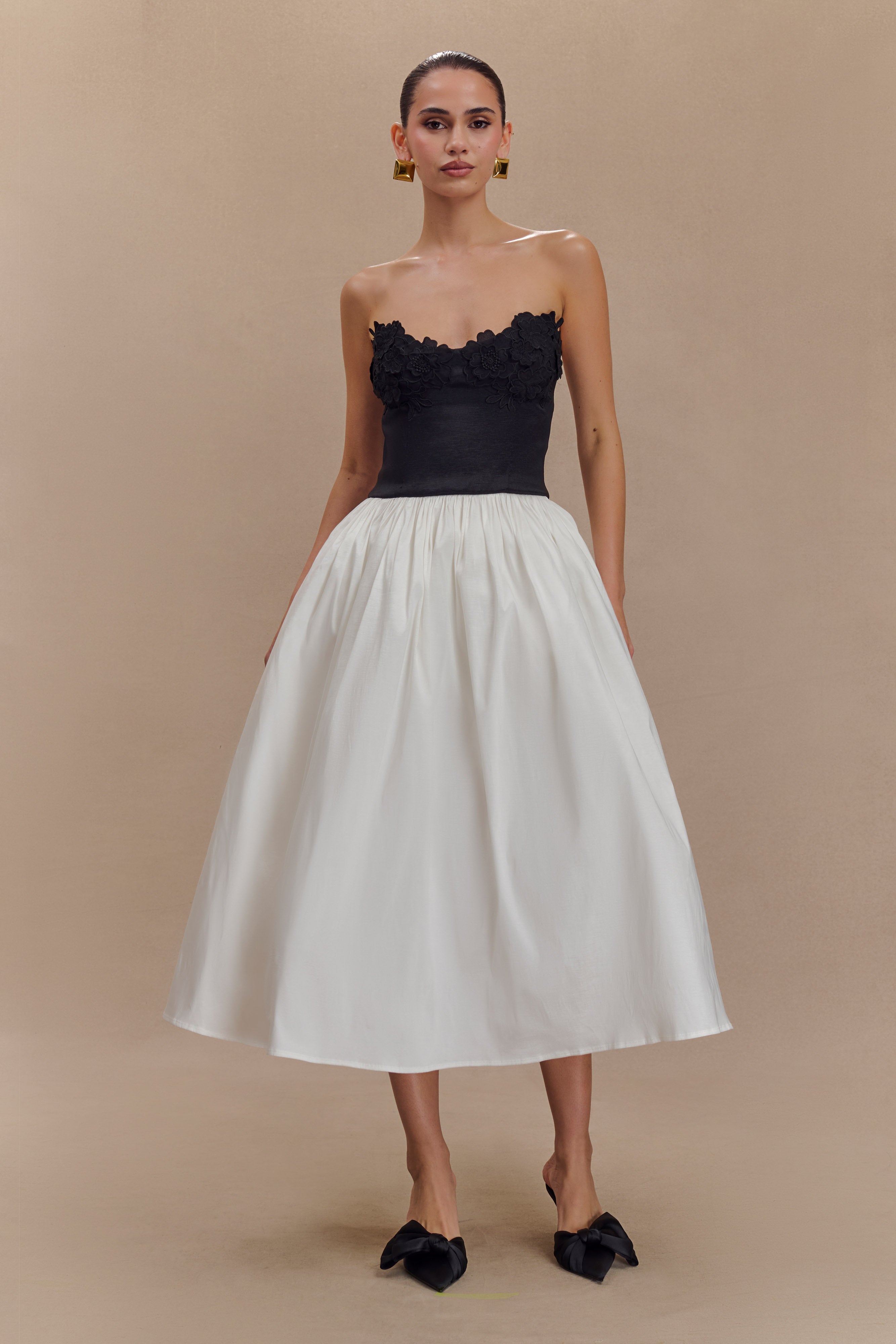 Elyssa Embroidered Contrast Midi Dress - Black/White、mySite、solidvoid