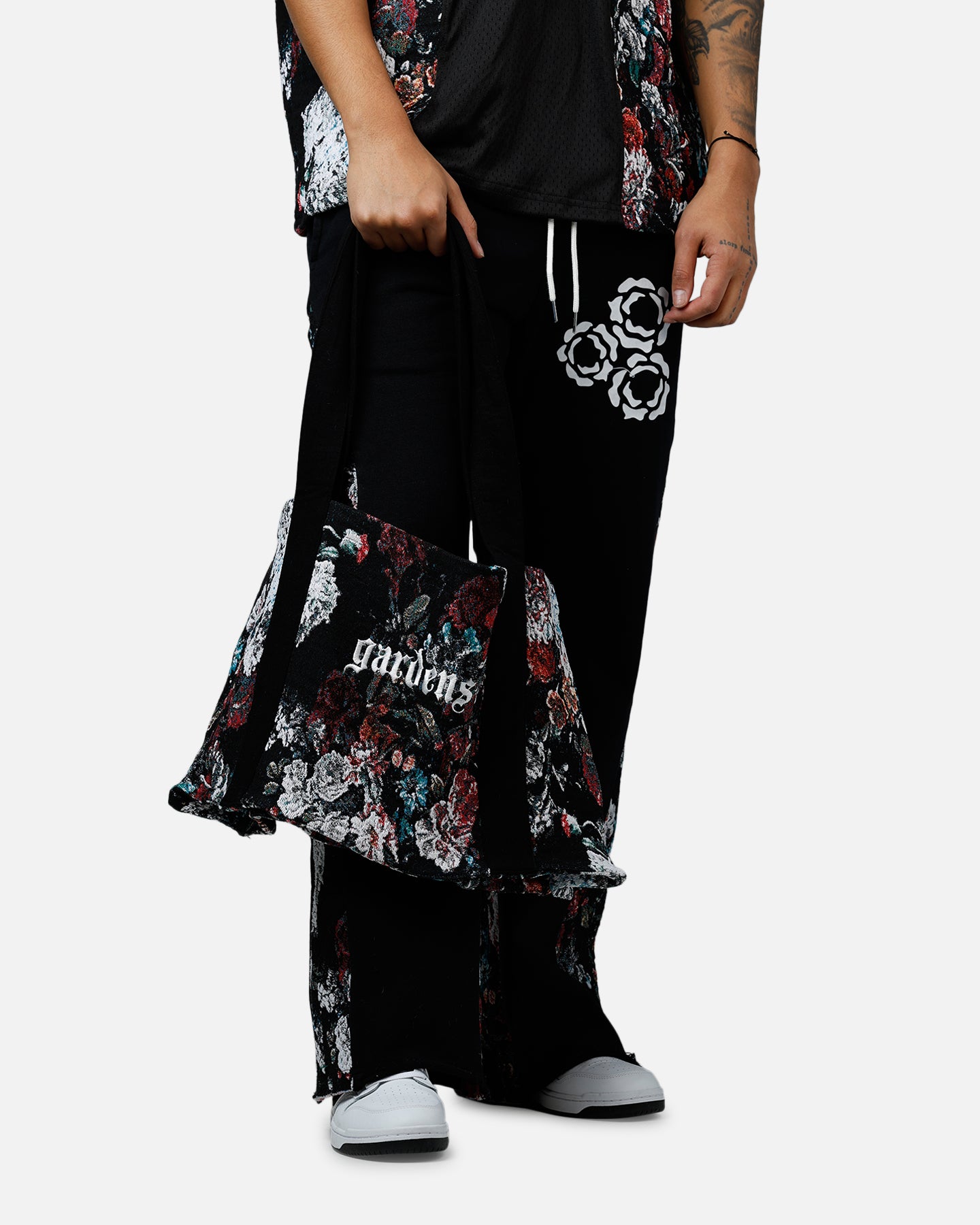 {product_title} - {shop_name}