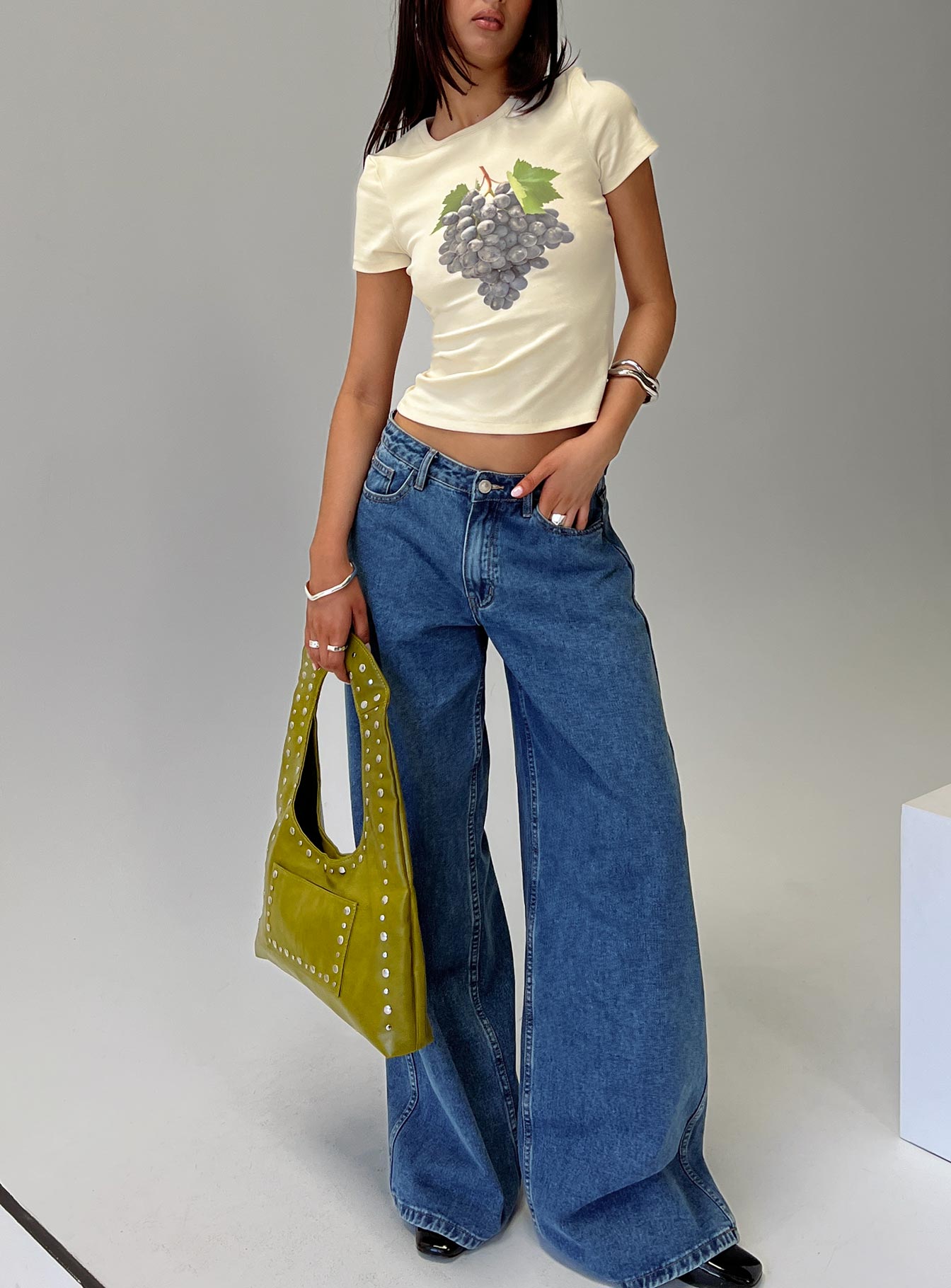 Grapejuice Graphic Top Cream、mySite、solidvoid