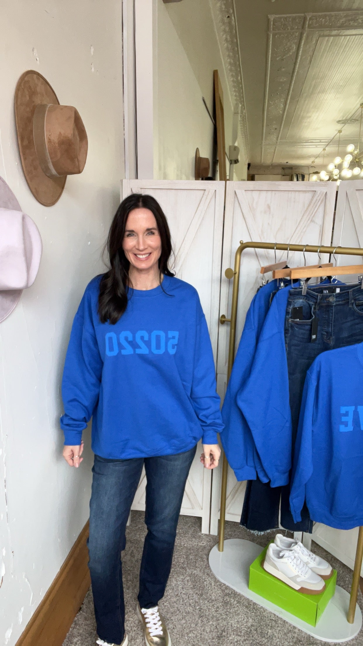 50220 Varsity Sweatshirt、mySite、garagedoors4me