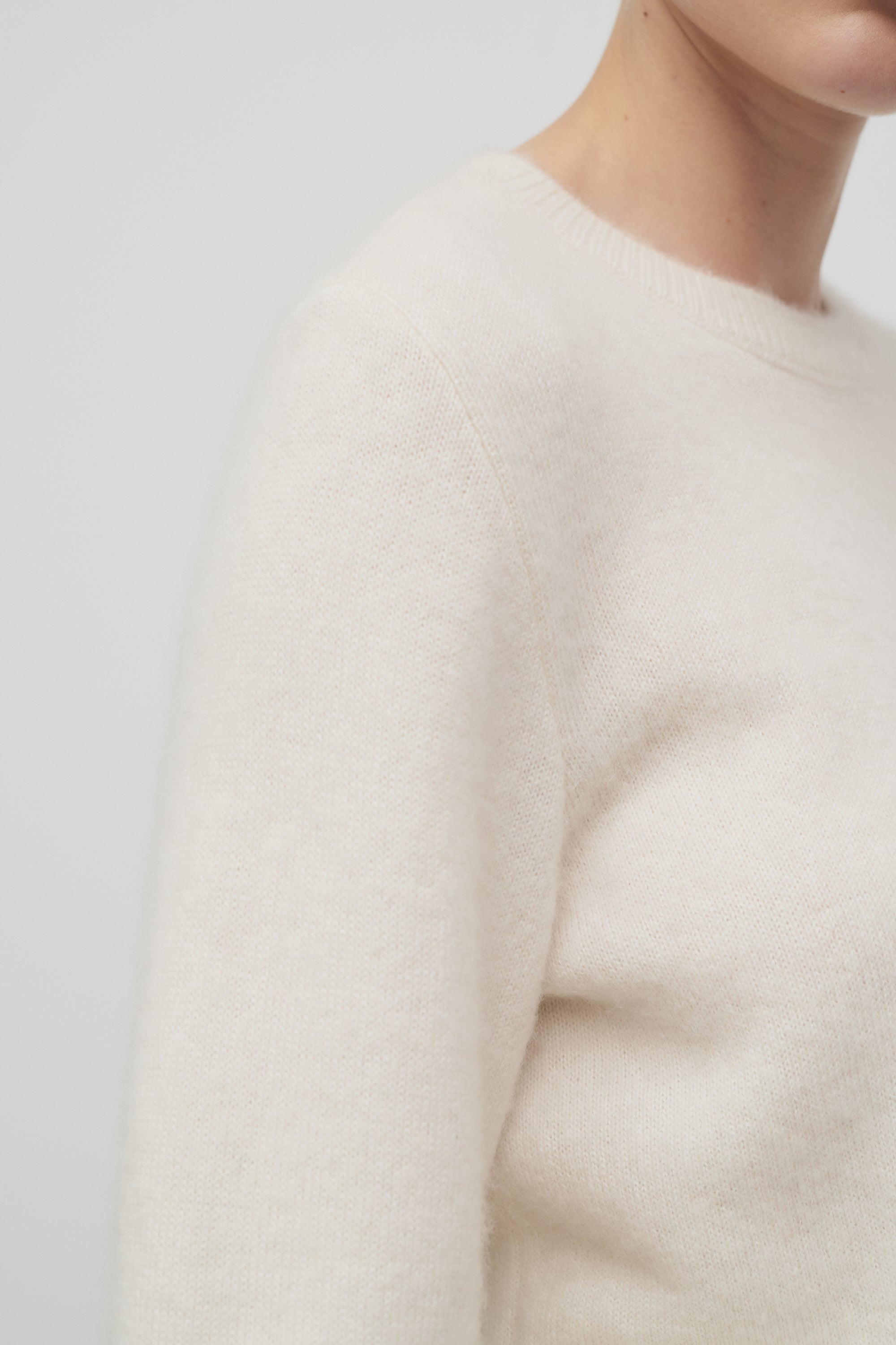 Ilura Sweater in Silk and Cashmere、mySite、aoinhome