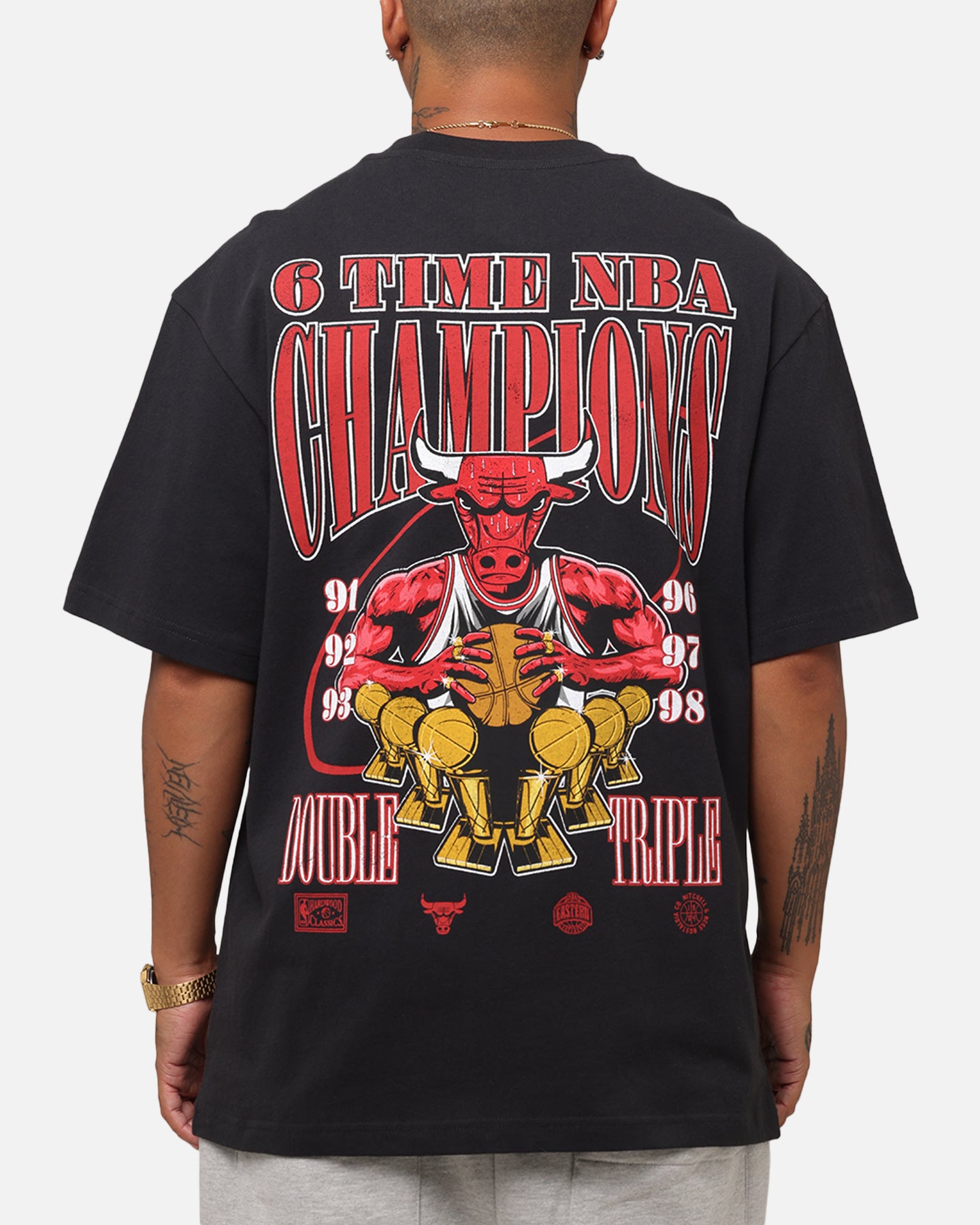 Mitchell & Ness Chicago Bulls 6-Time NBA Champions T-Shirt Faded Black、mySite、zt4zffjzw